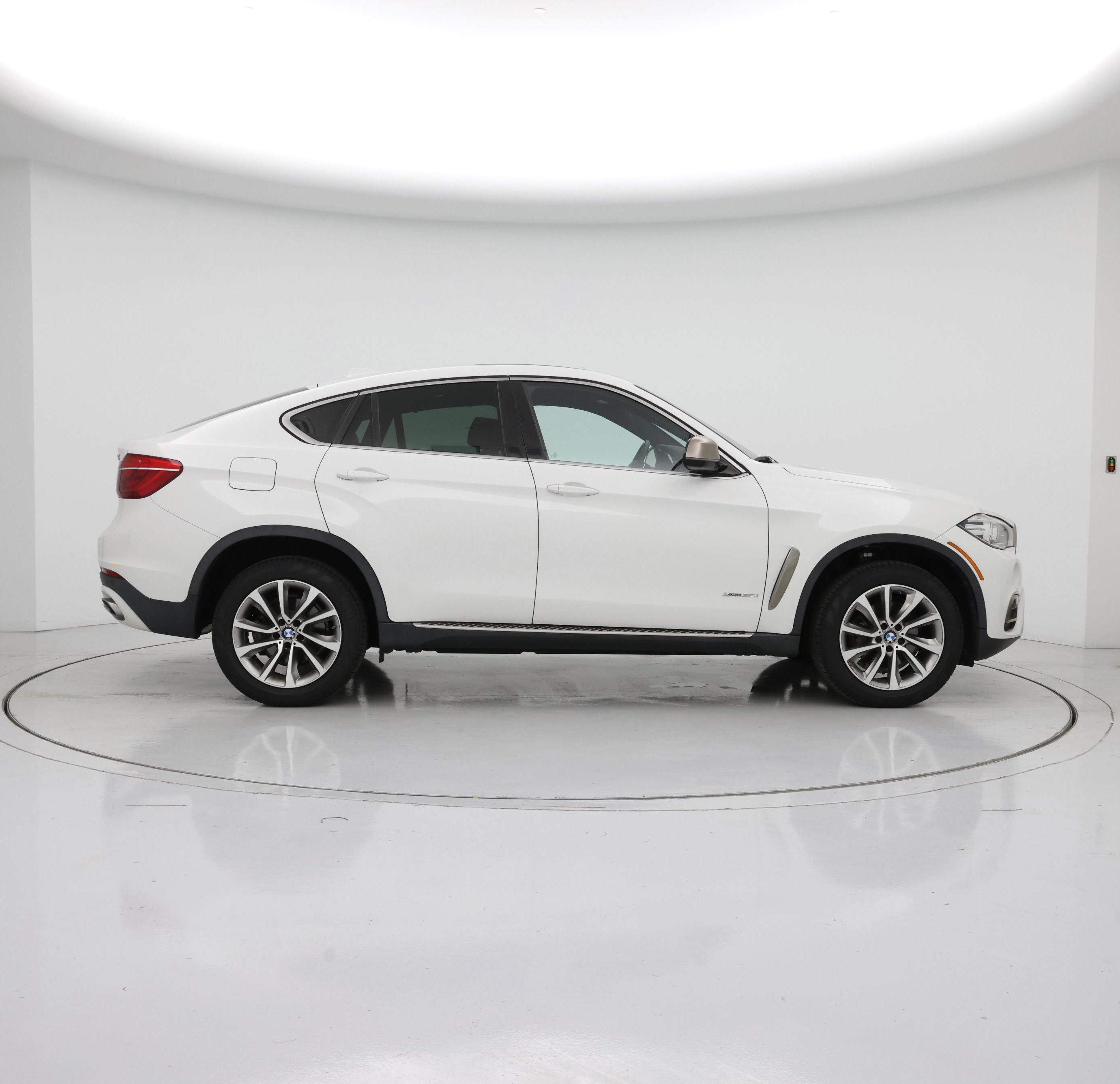 Thumbnail: 2019 BMW X6 - 7