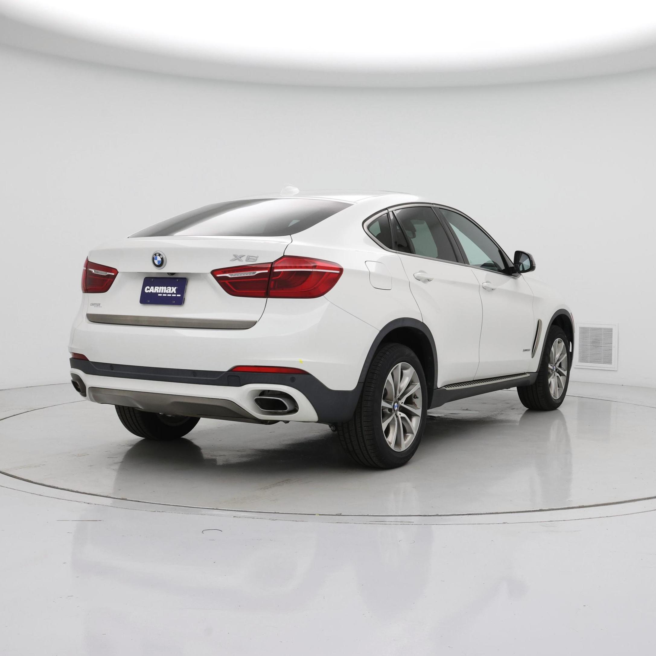 Thumbnail: 2019 BMW X6 - 8