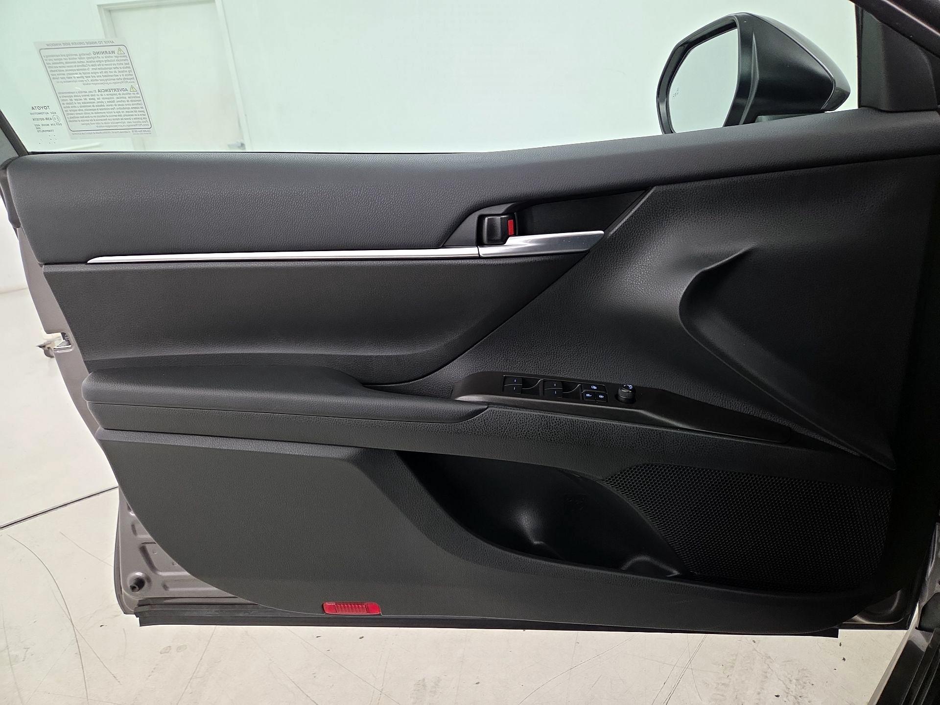 Thumbnail: 2024 Toyota Camry - 12