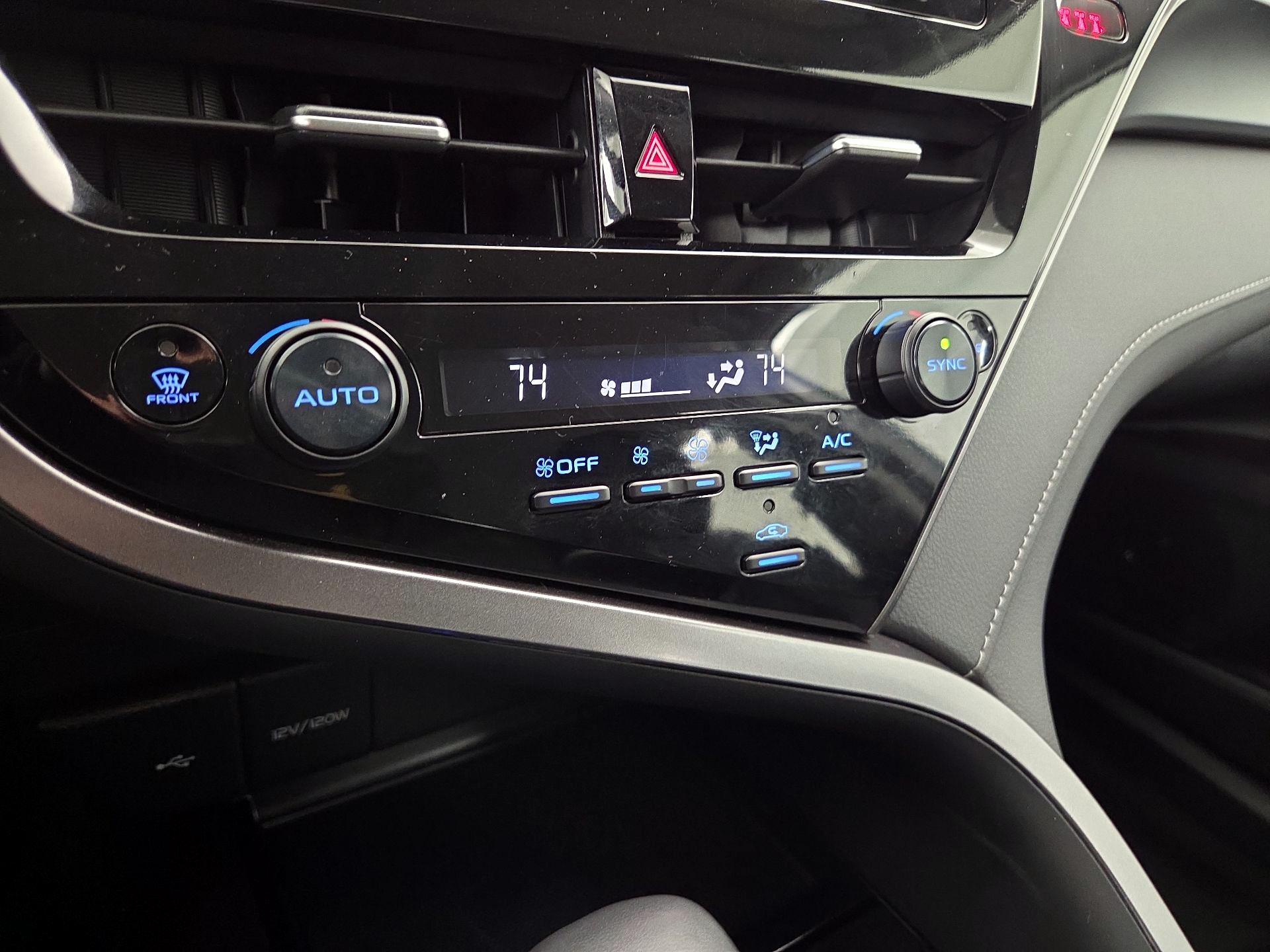 Thumbnail: 2024 Toyota Camry - 16