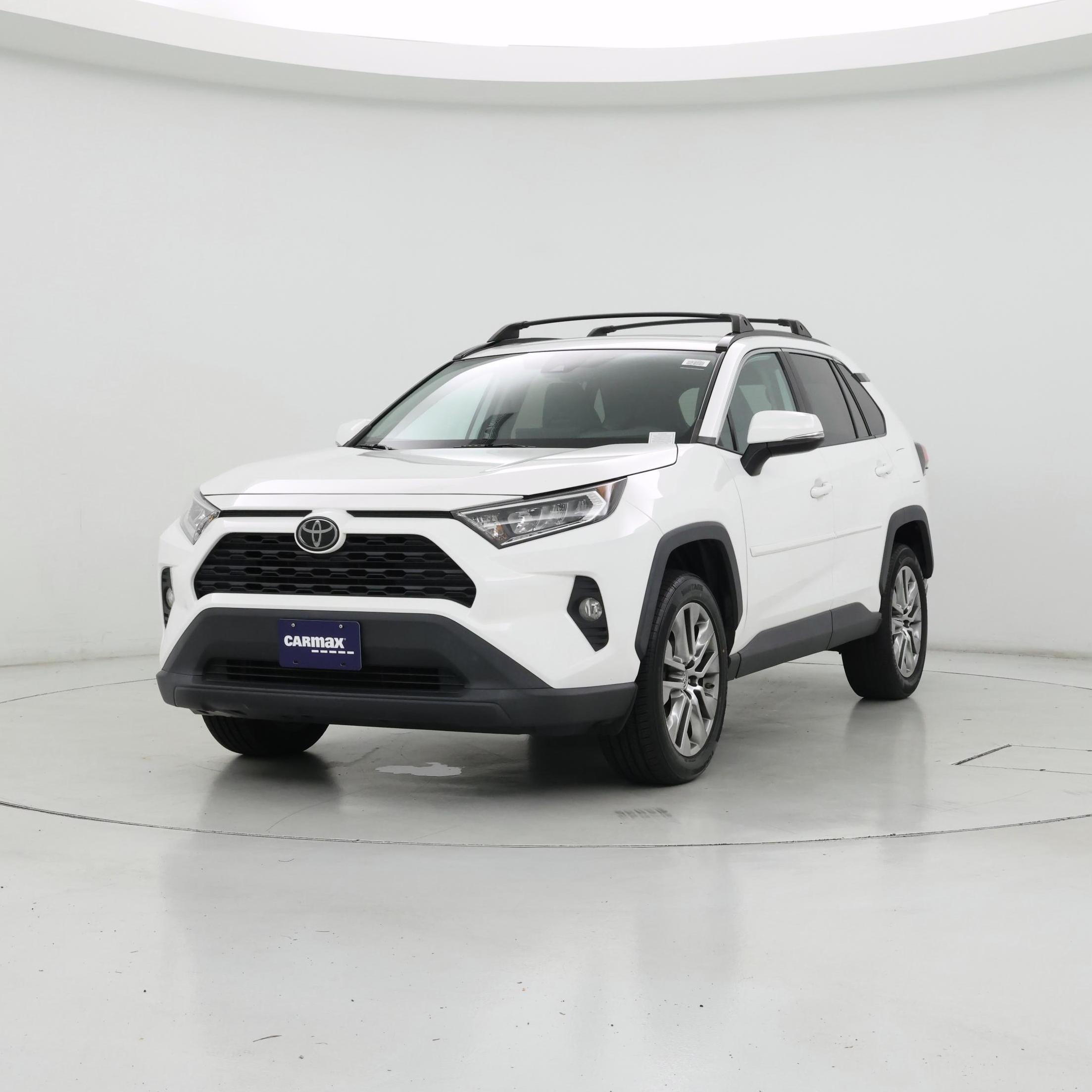Thumbnail: 2019 Toyota RAV4 - 4