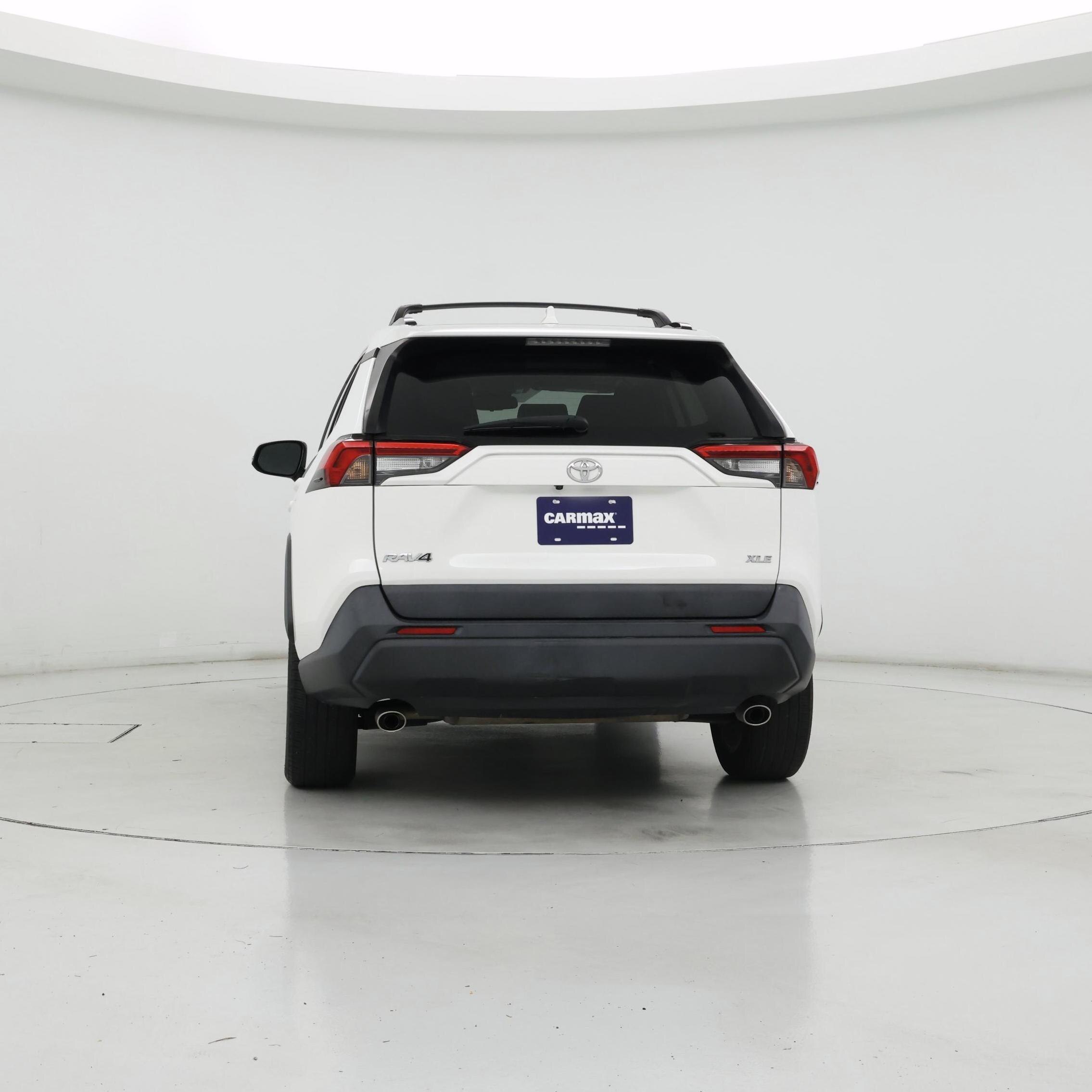 Thumbnail: 2019 Toyota RAV4 - 6