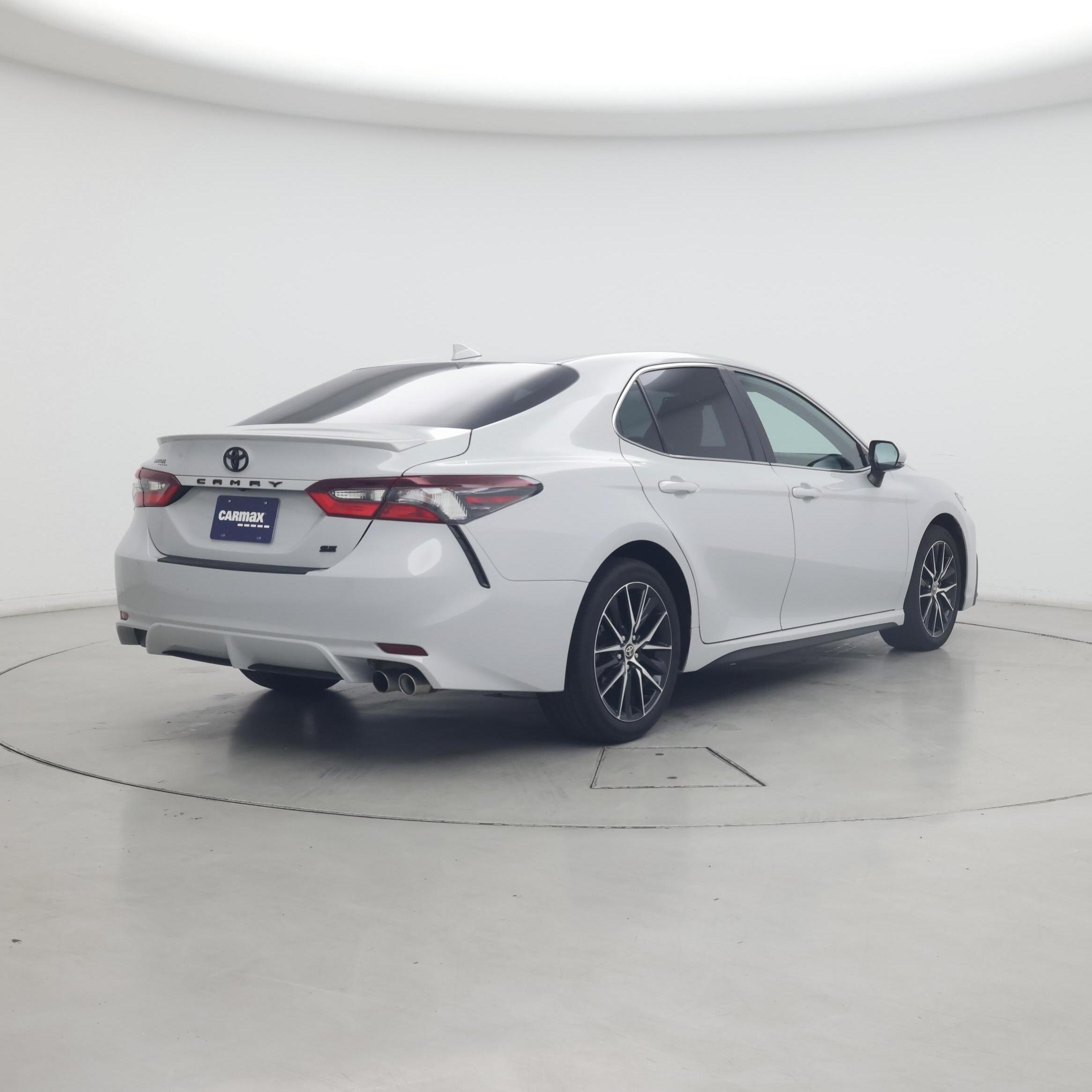 Thumbnail: 2024 Toyota Camry - 8