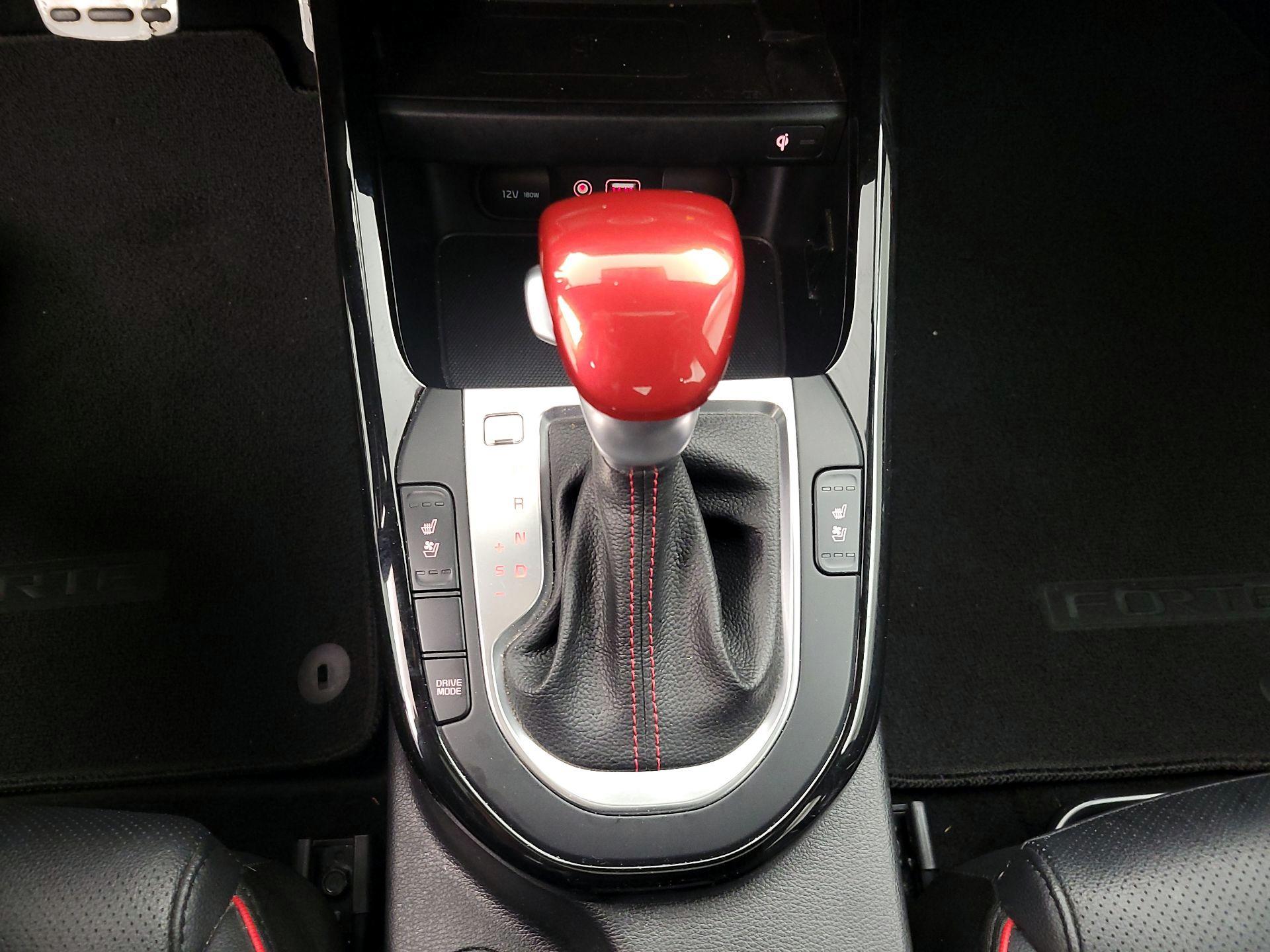 Thumbnail: 2021 Kia Forte - 17