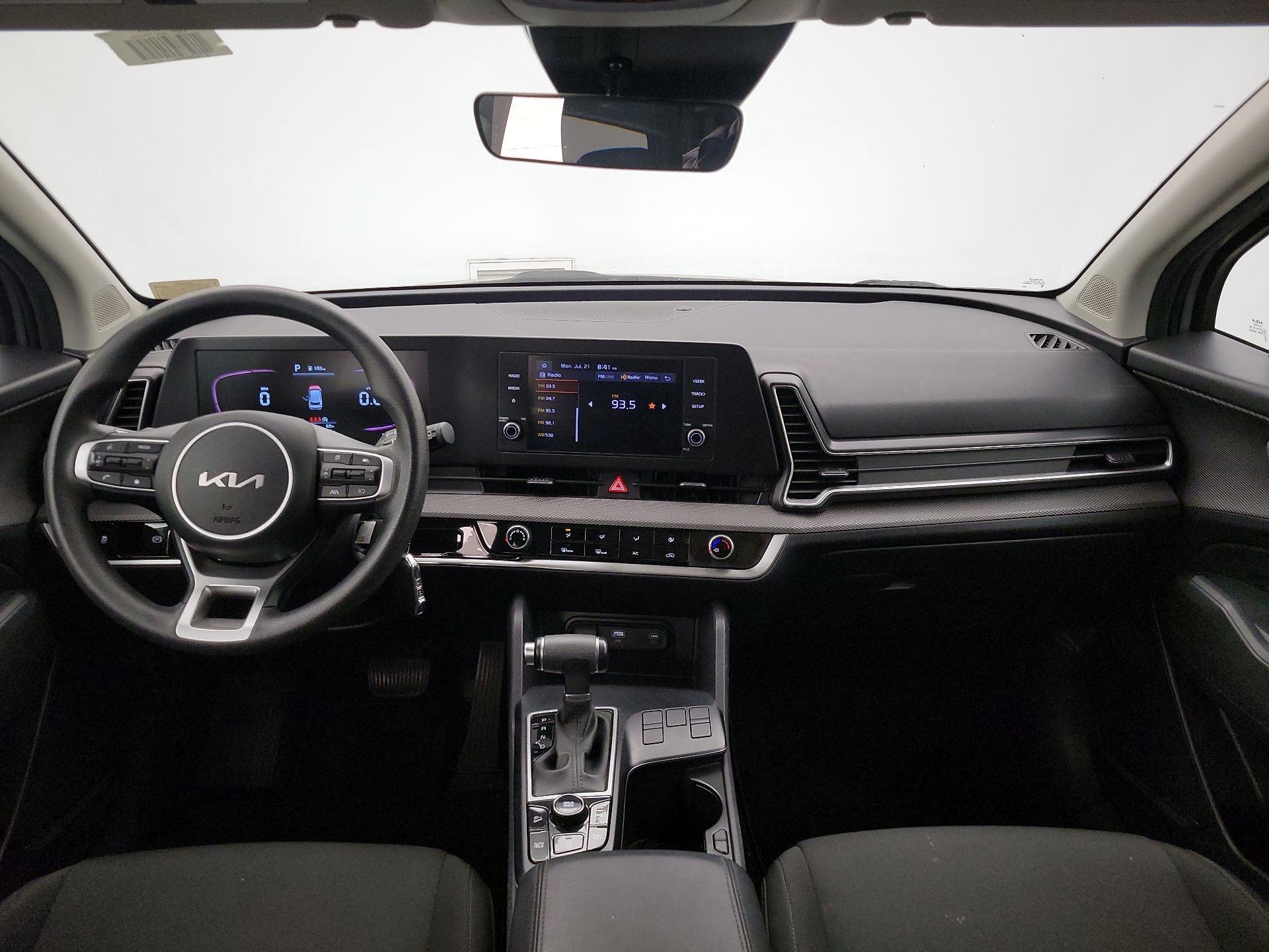 Thumbnail: 2023 Kia Sportage - 9