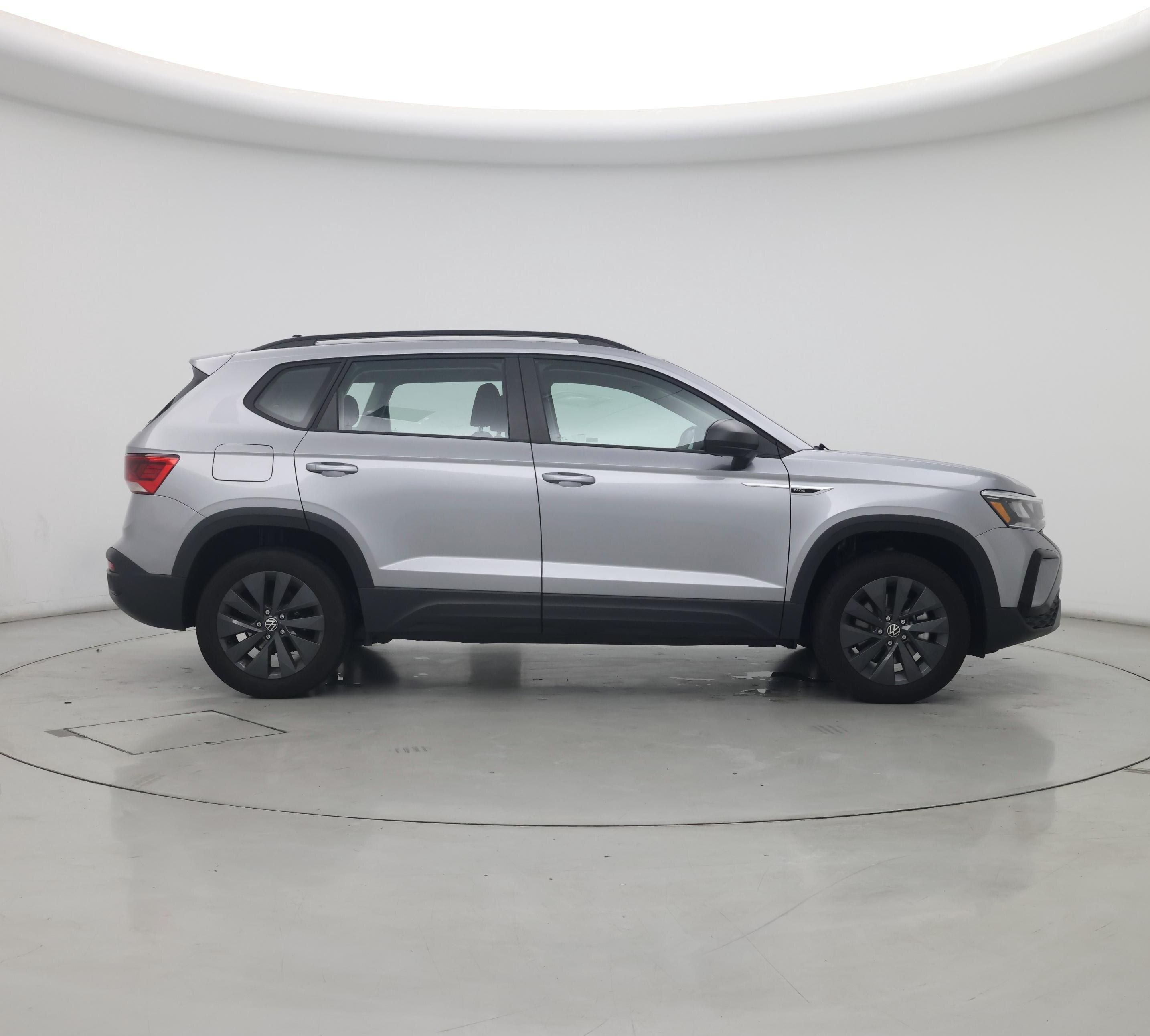 Thumbnail: 2023 Volkswagen Taos - 7