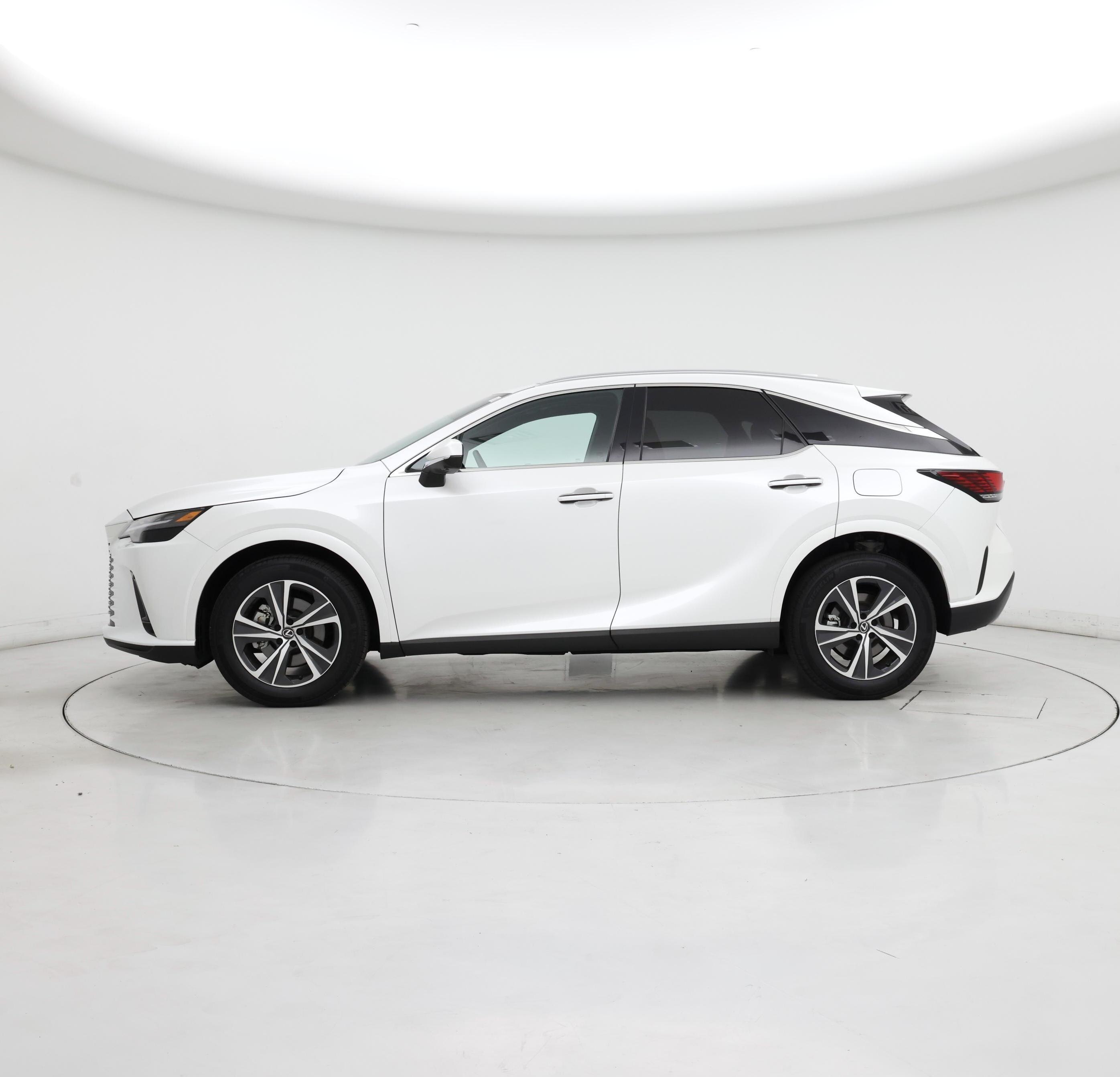 Thumbnail: 2024 Lexus RX - 3