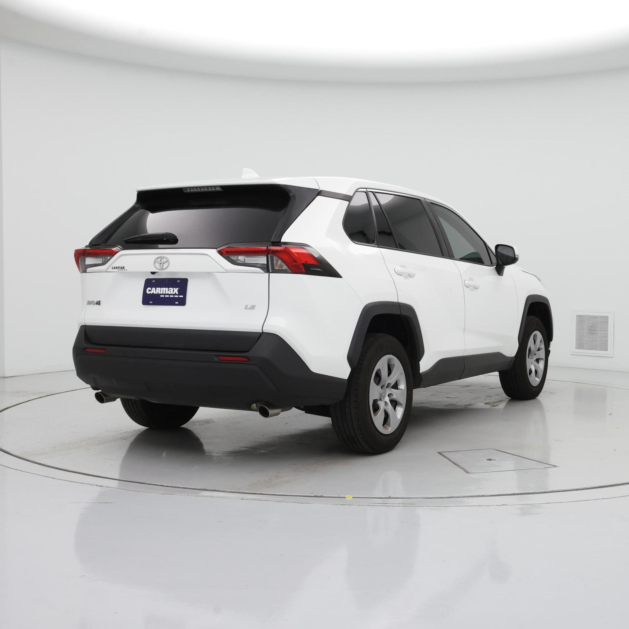 Thumbnail: 2023 Toyota RAV4 - 8