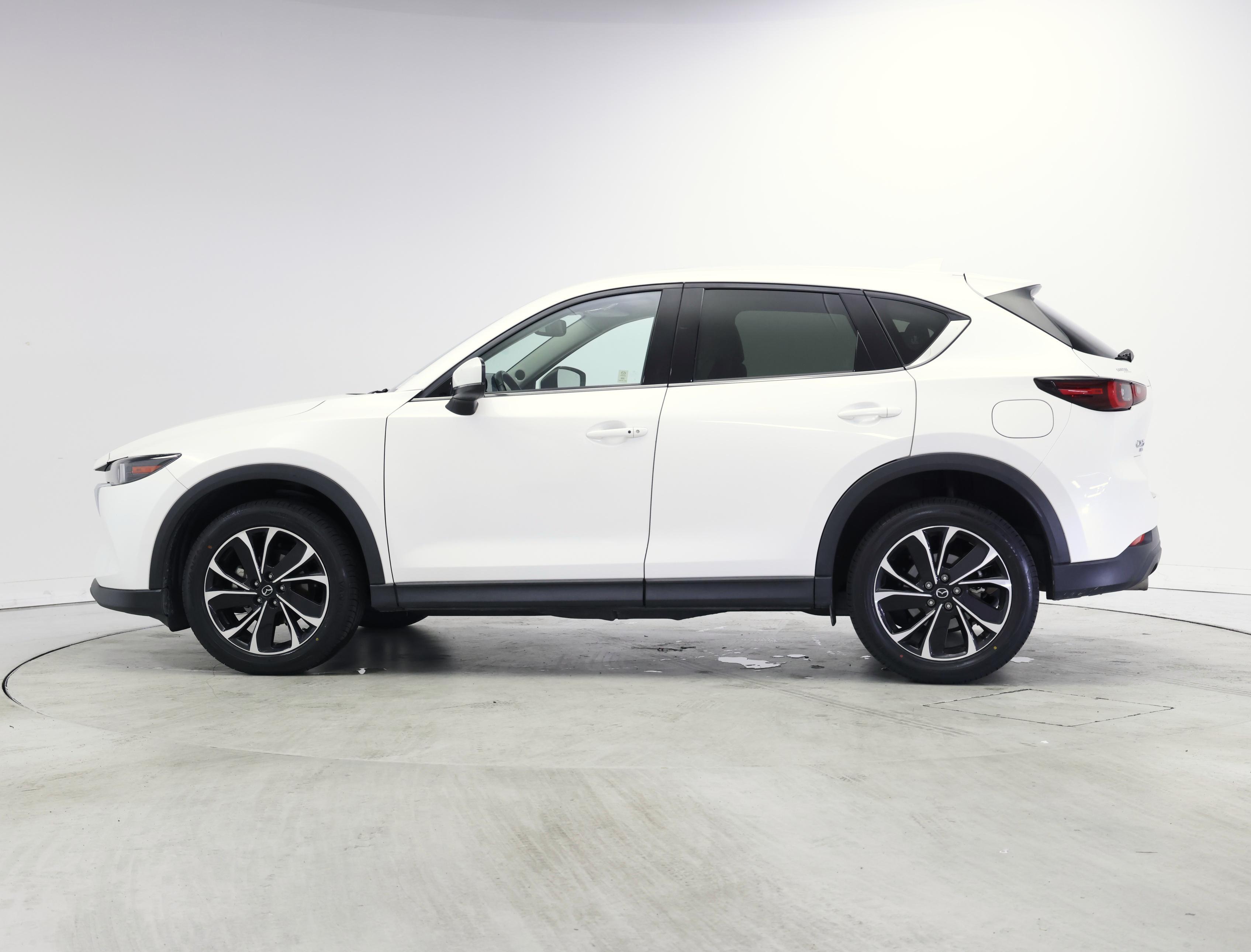 Thumbnail: 2022 Mazda CX-5 - 3