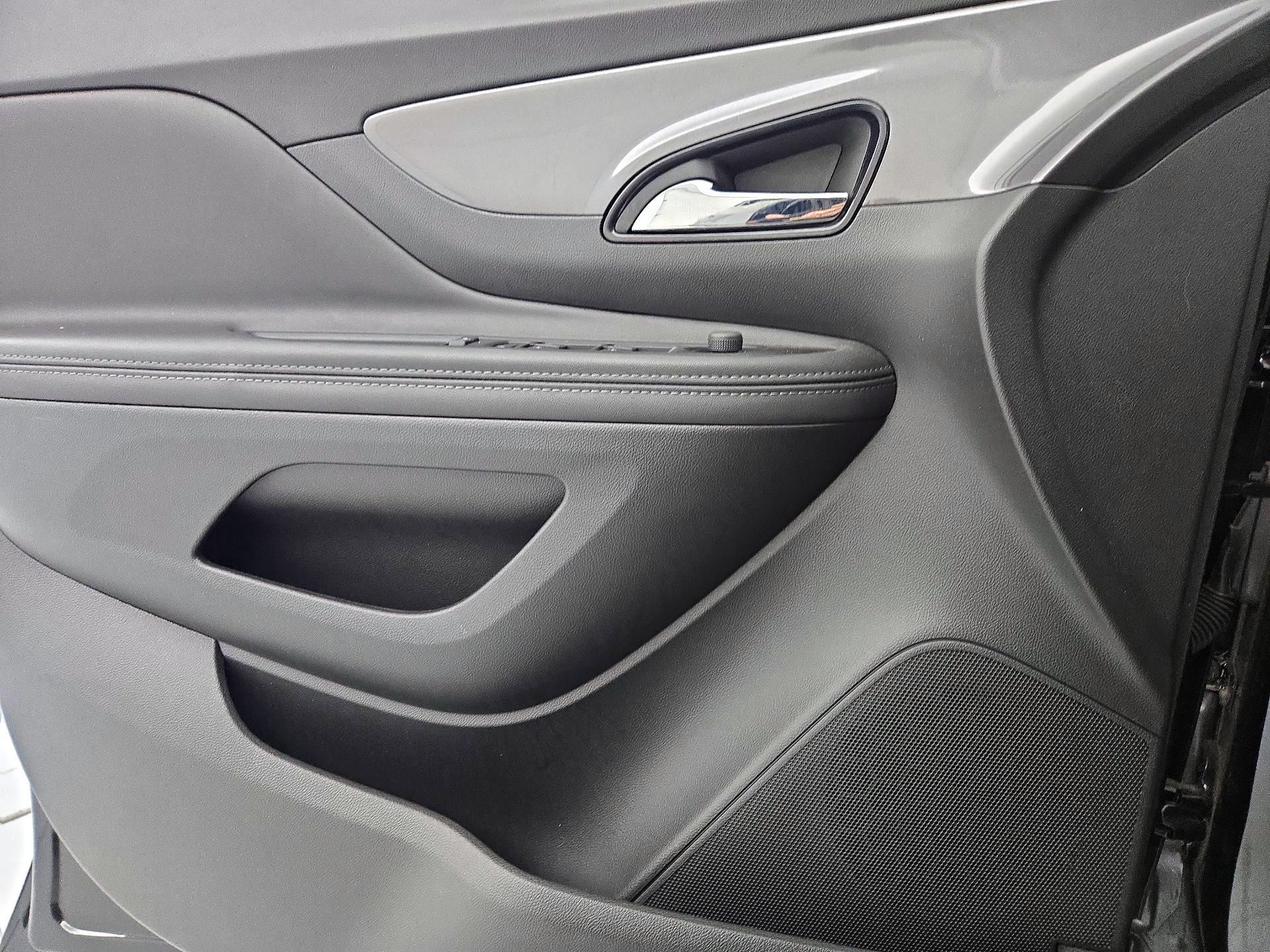 Thumbnail: 2022 Buick Encore - 12