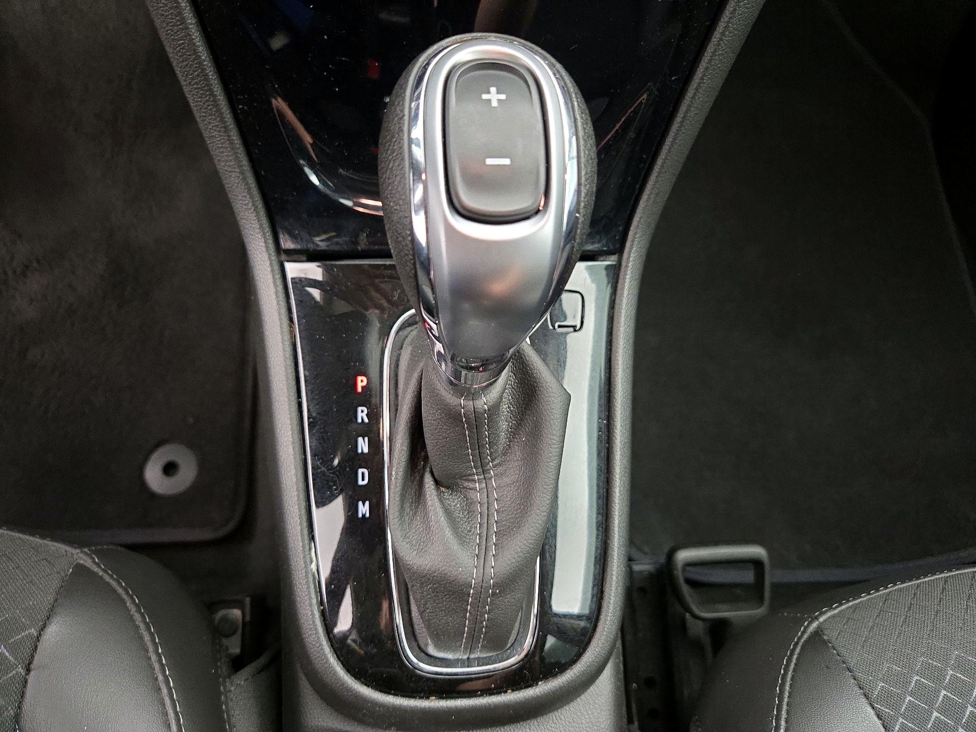 Thumbnail: 2022 Buick Encore - 17