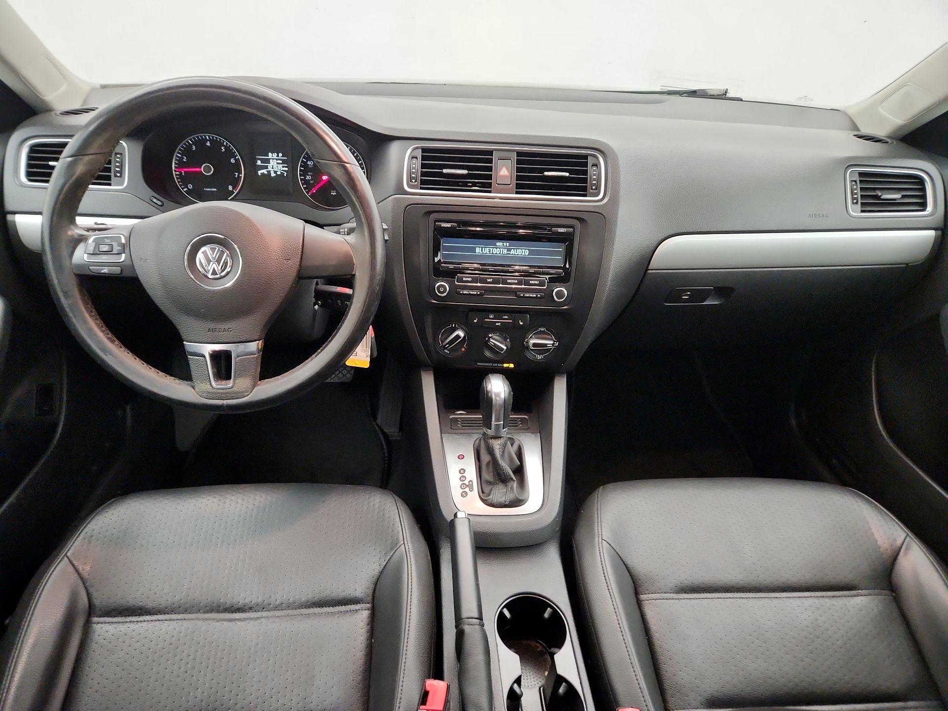 Thumbnail: 2014 Volkswagen Jetta - 9