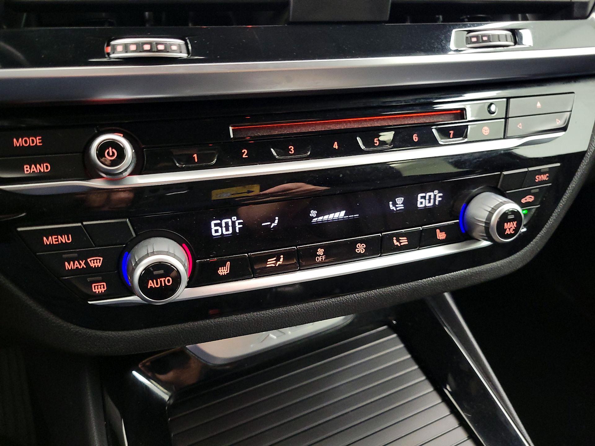 Thumbnail: 2018 BMW X3 - 16