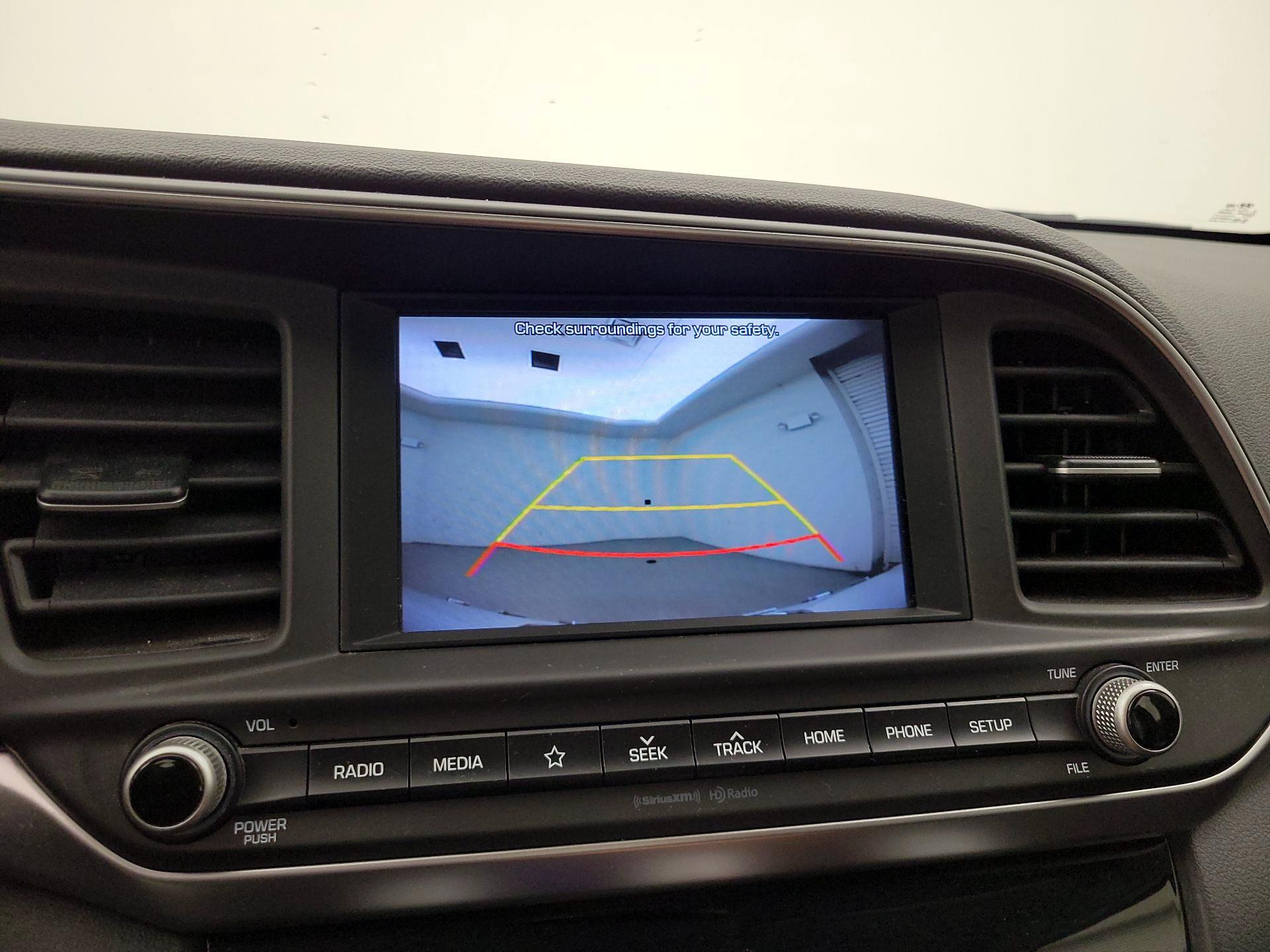 Thumbnail: 2019 Hyundai Elantra - 14