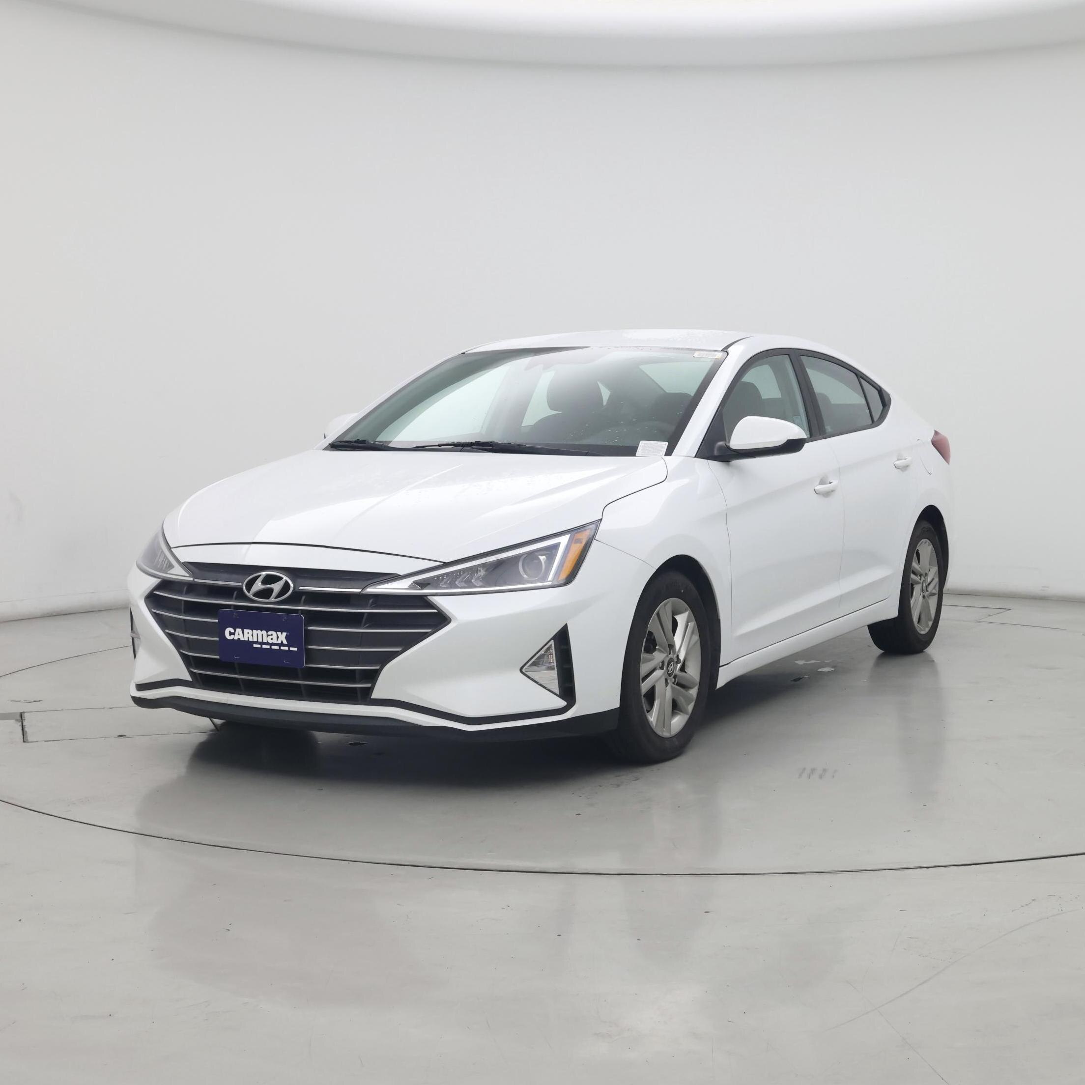 Thumbnail: 2019 Hyundai Elantra - 4