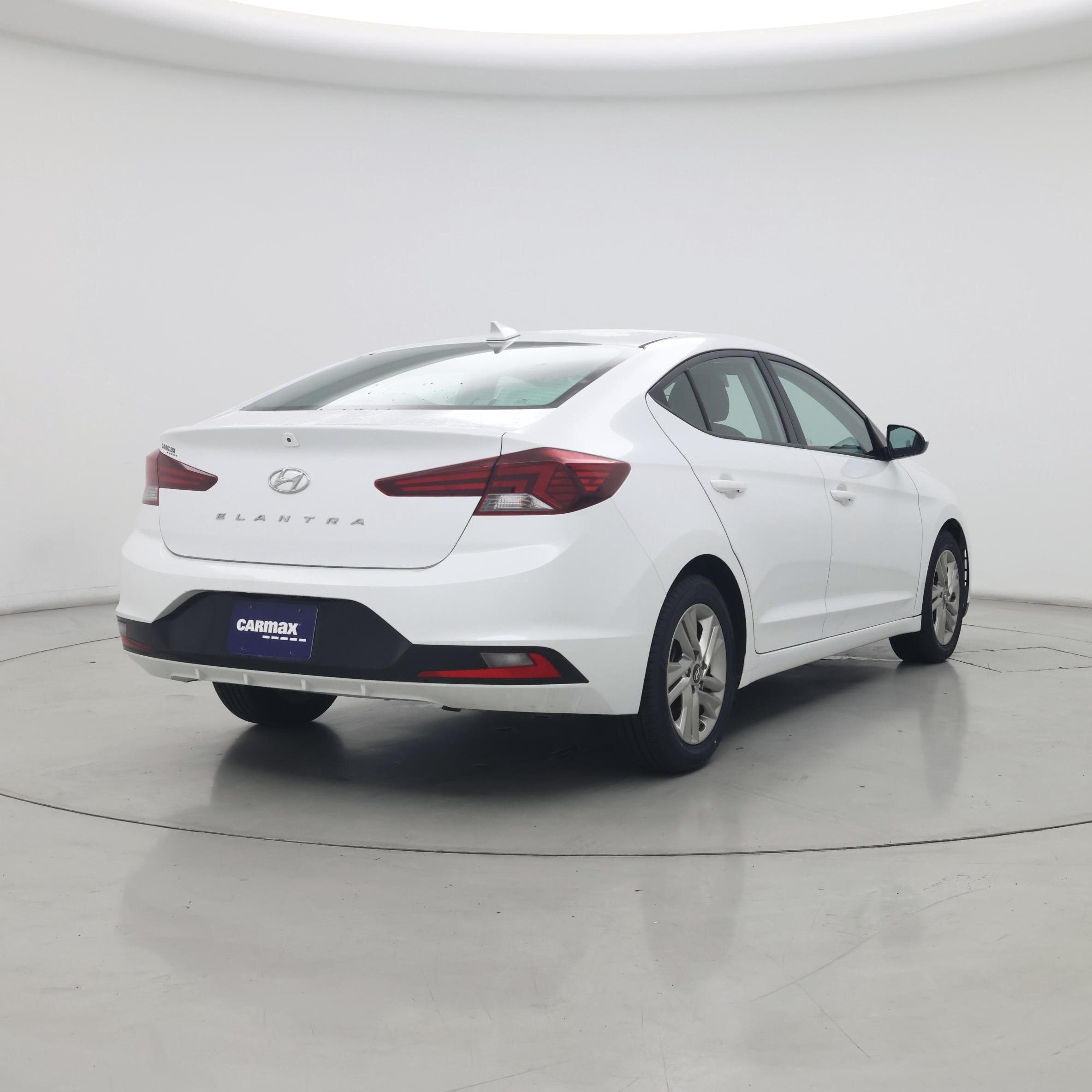 Thumbnail: 2019 Hyundai Elantra - 8