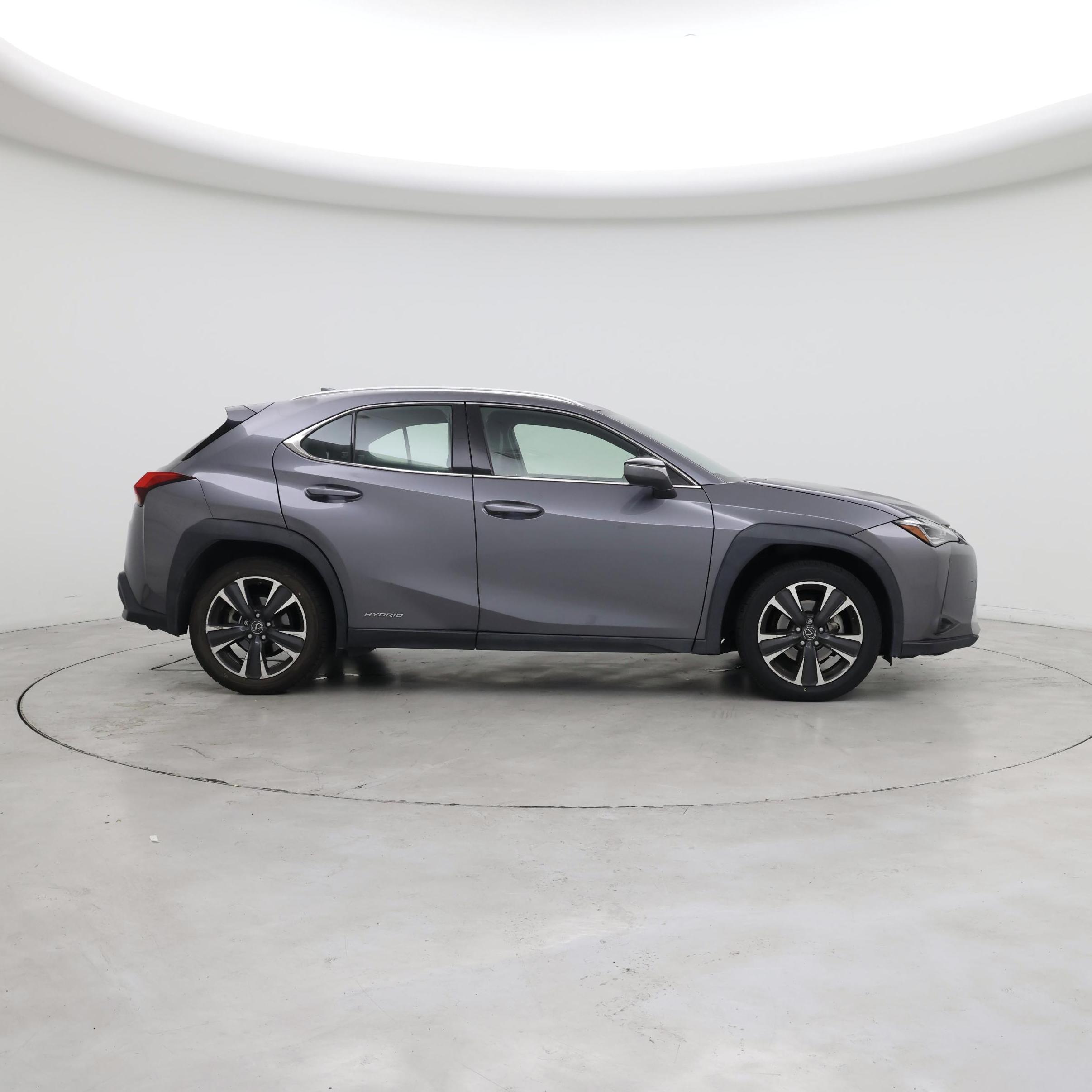 Thumbnail: 2020 Lexus UX - 7