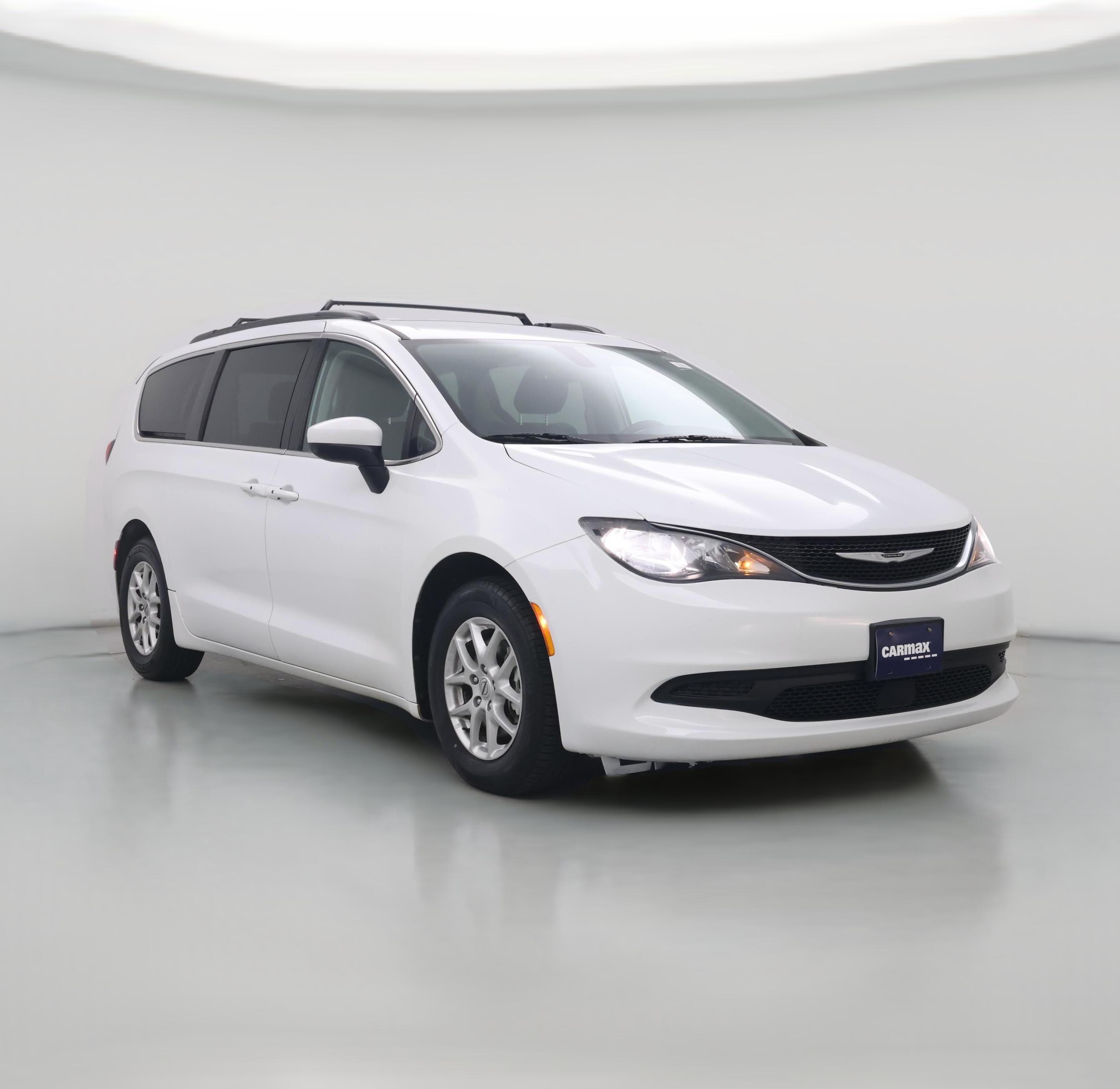 Thumbnail: 2021 Chrysler Voyager - 1