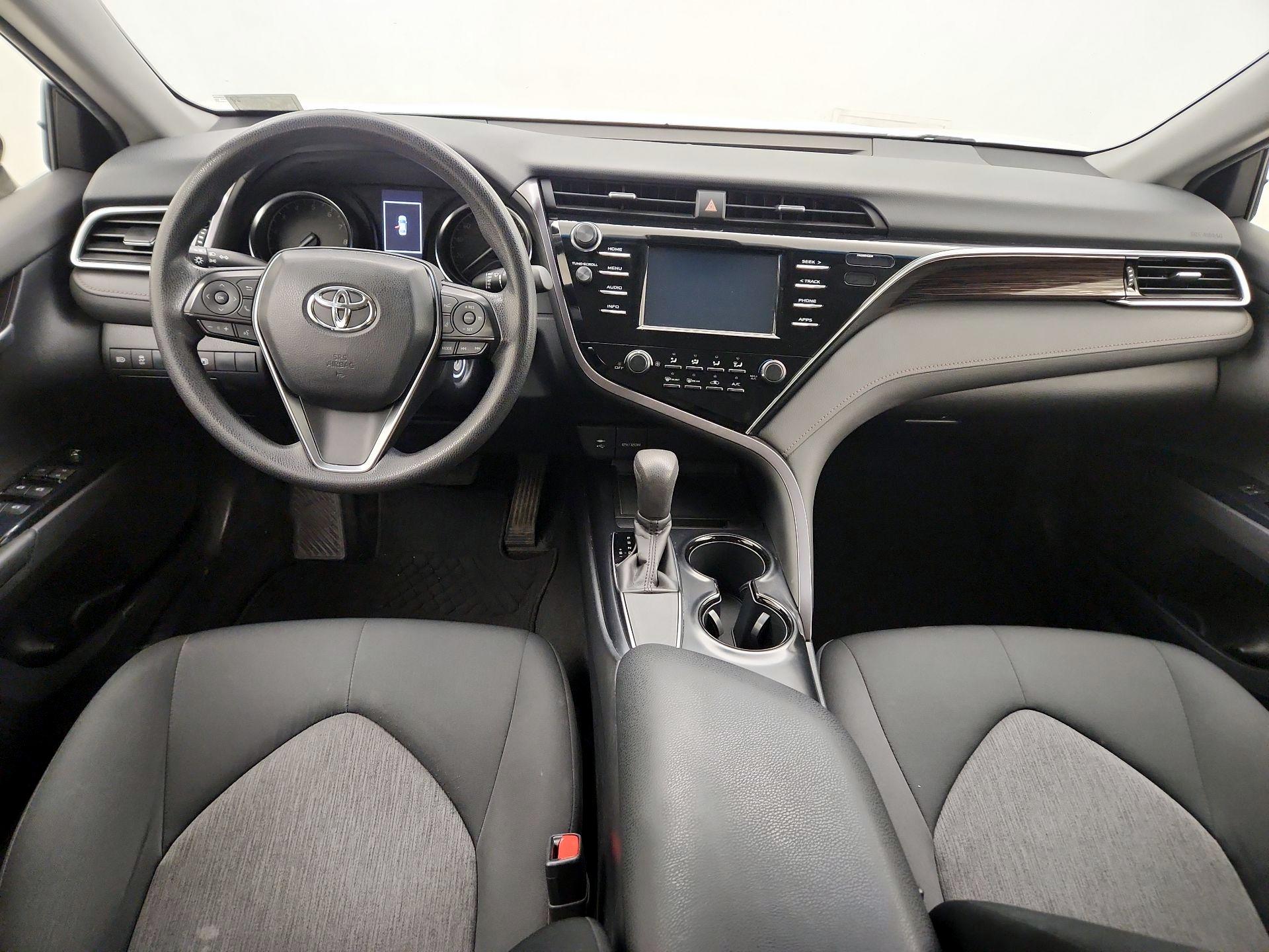 Thumbnail: 2018 Toyota Camry - 9