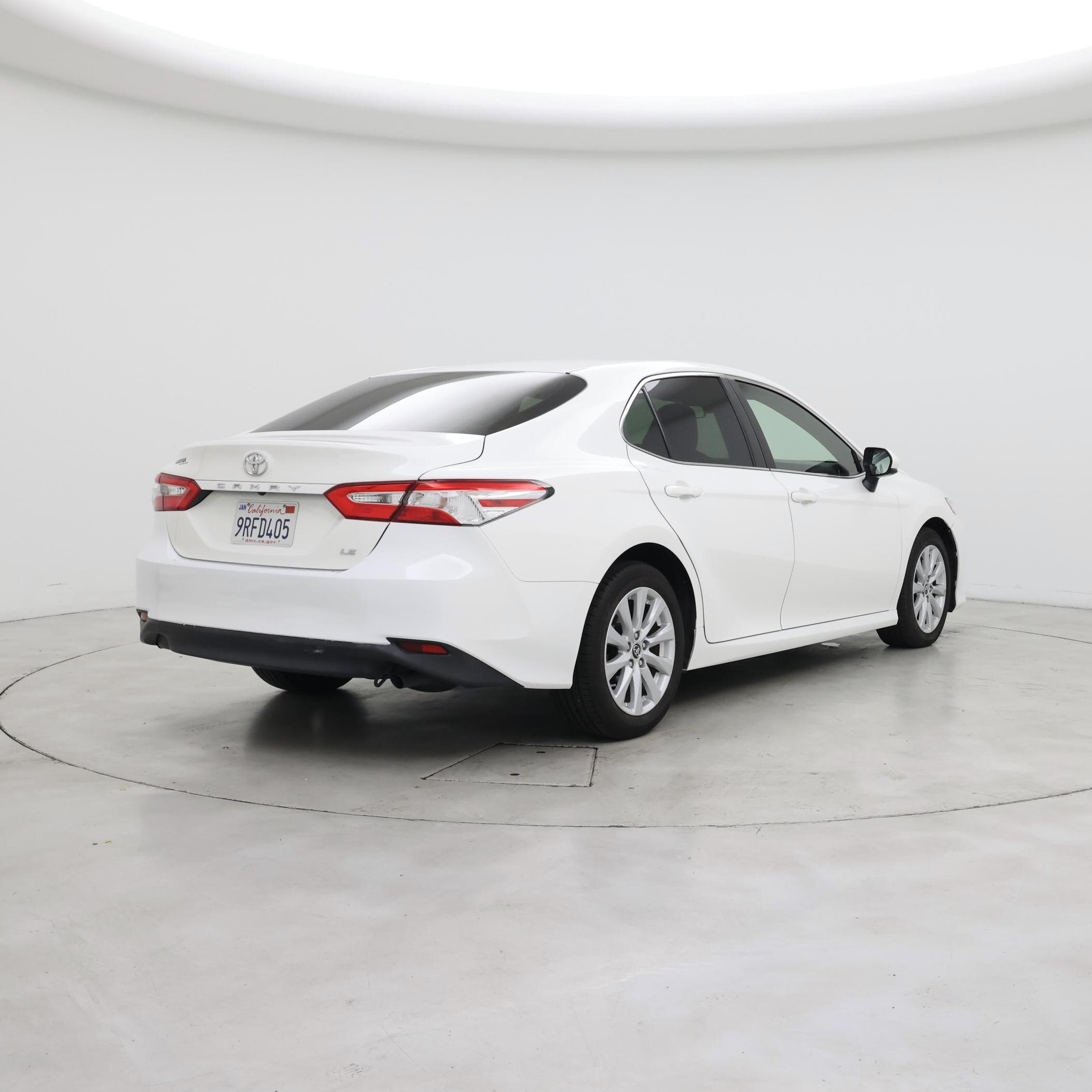 Thumbnail: 2018 Toyota Camry - 8
