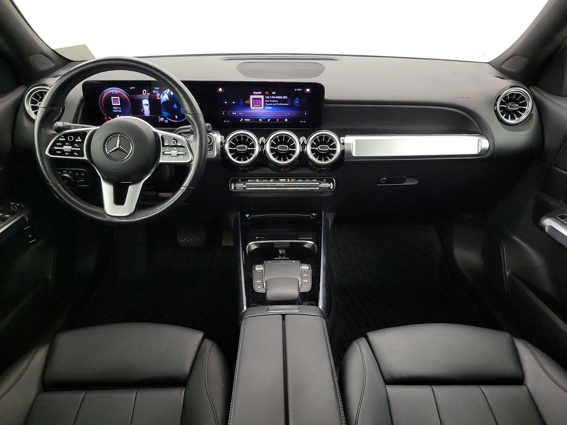 Thumbnail: 2023 Mercedes-Benz GLB - 9