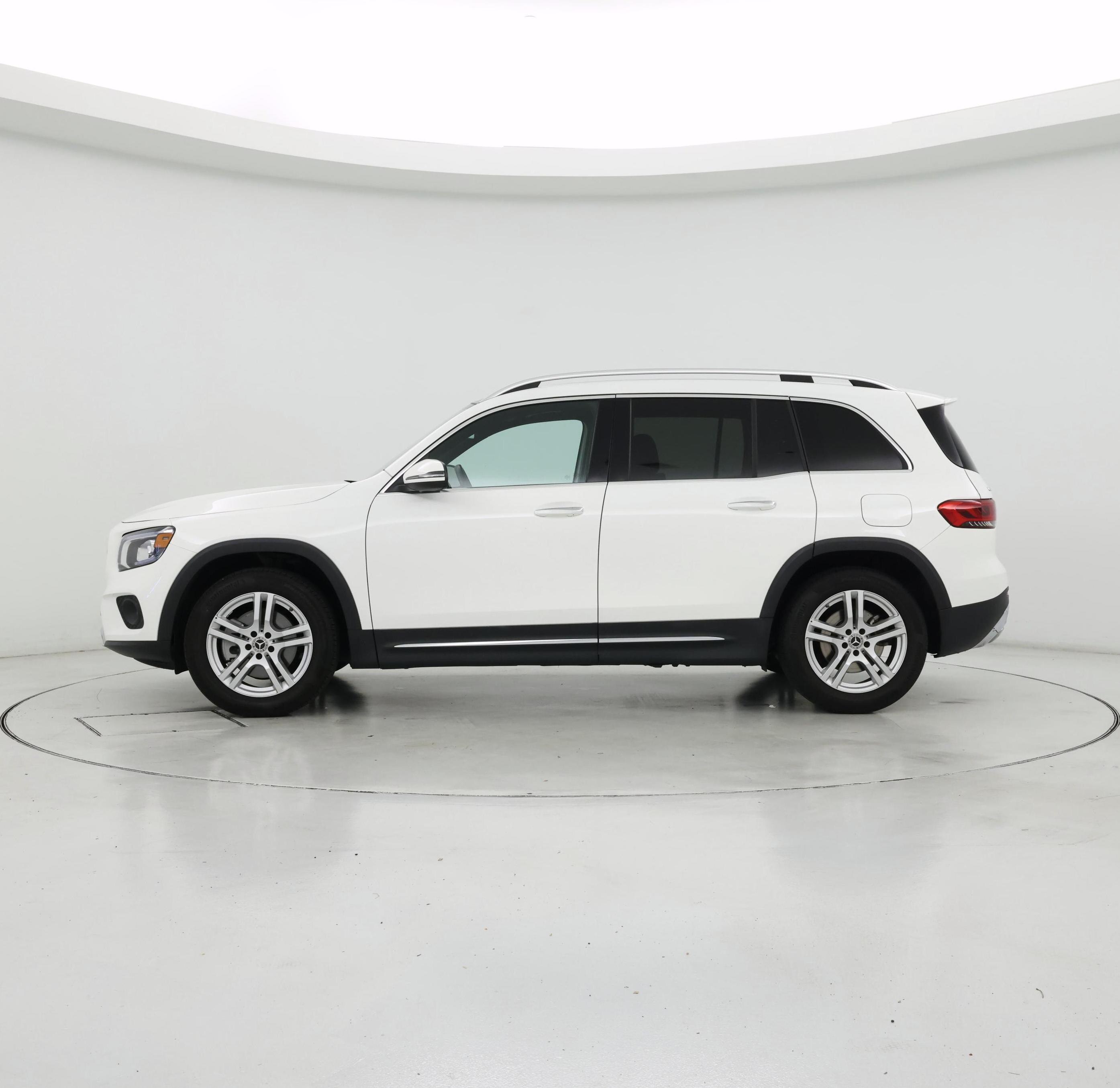 Thumbnail: 2023 Mercedes-Benz GLB - 3