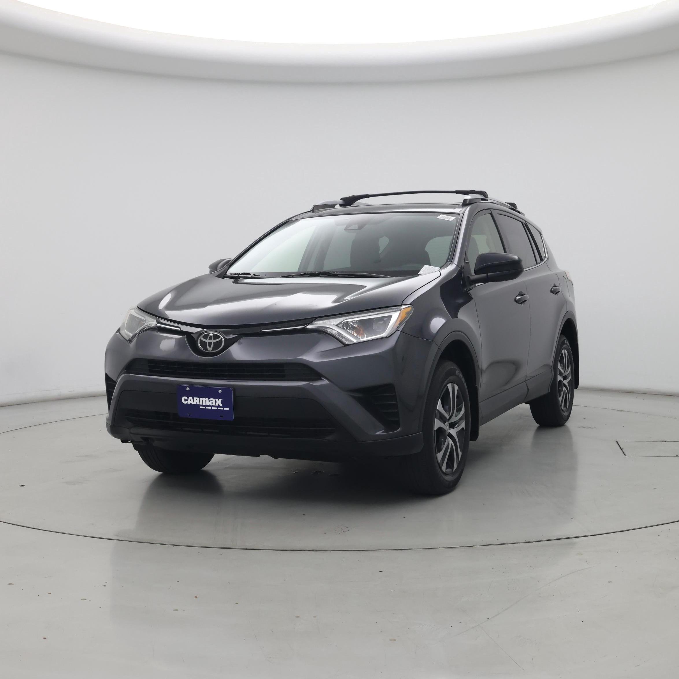 Thumbnail: 2018 Toyota RAV4 - 4
