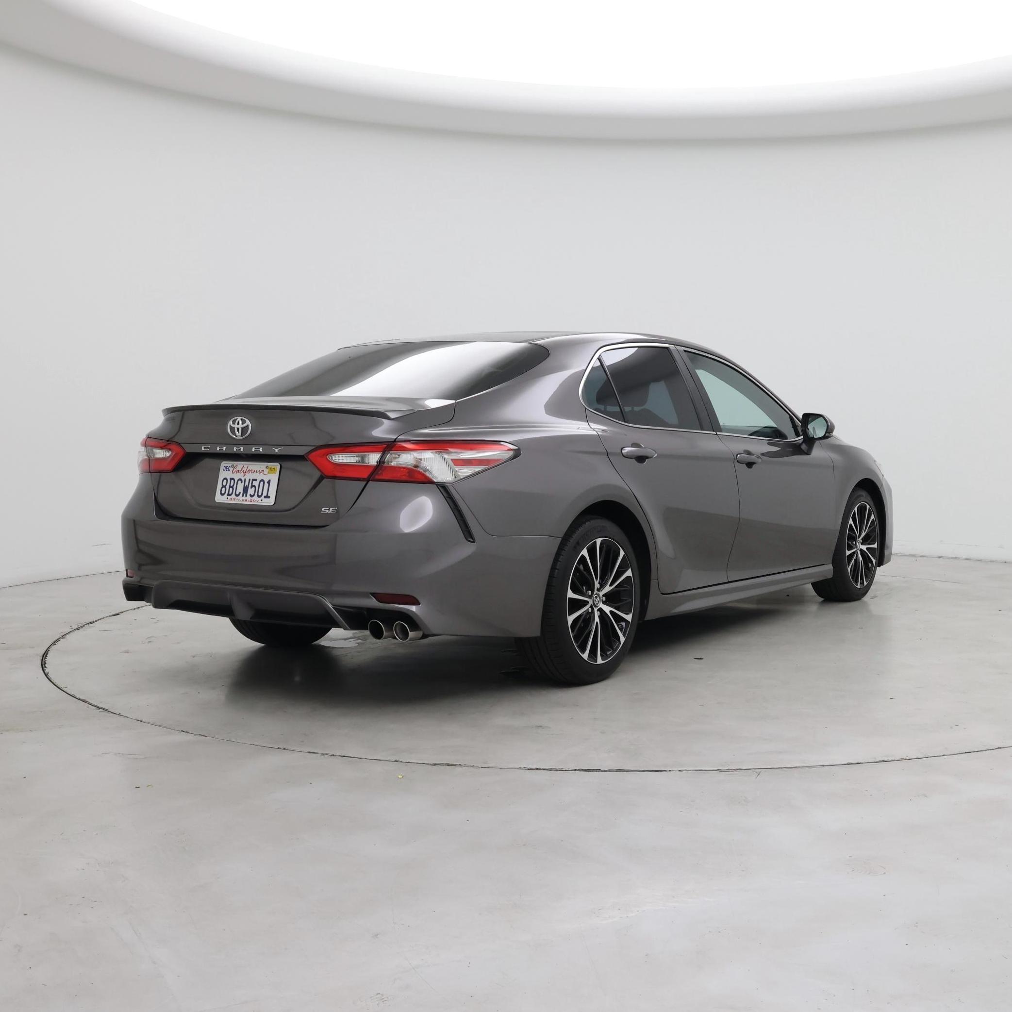 Thumbnail: 2018 Toyota Camry - 8