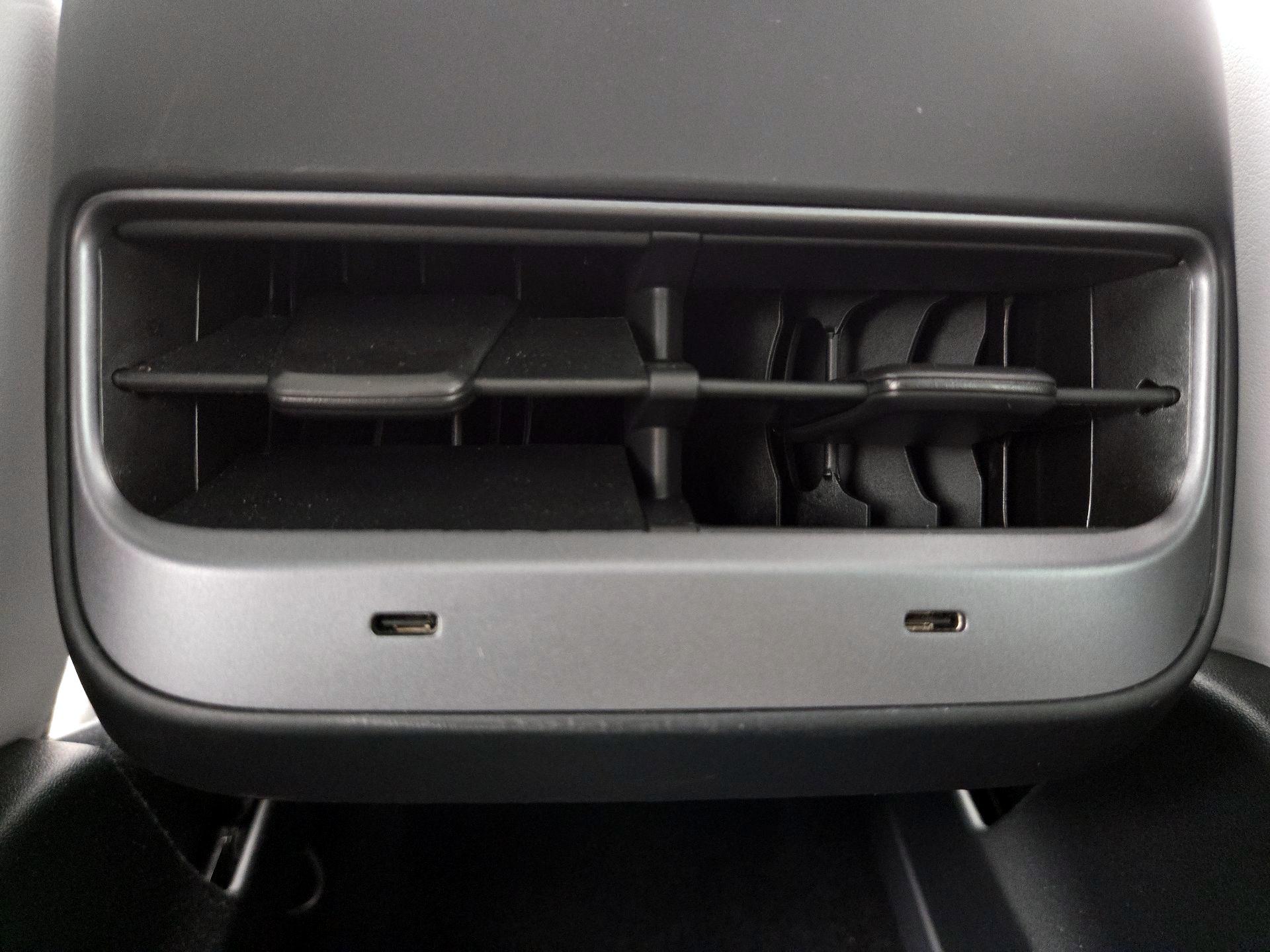 Thumbnail: 2022 Tesla Model 3 - 18
