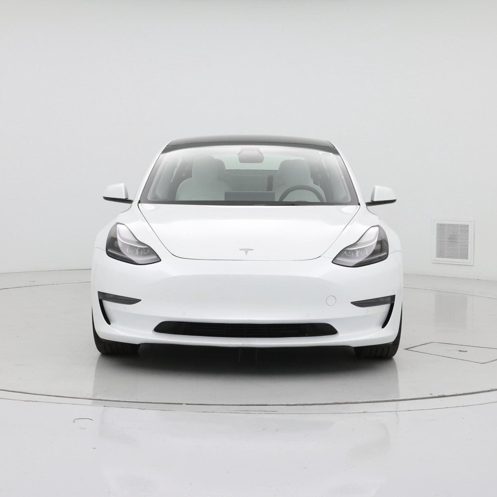 Thumbnail: 2022 Tesla Model 3 - 5