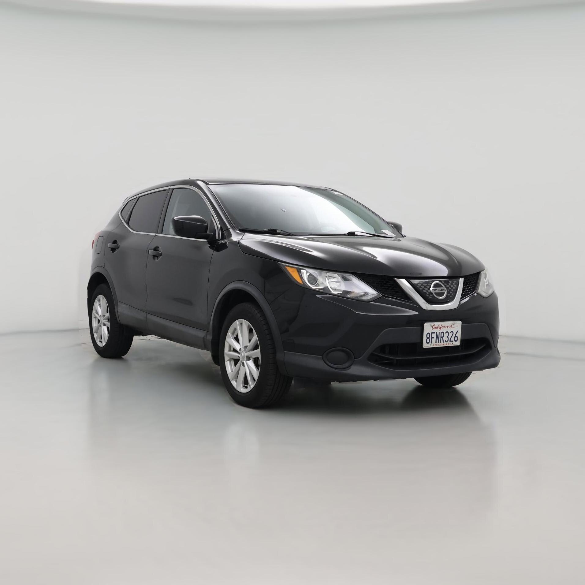 Thumbnail: 2018 Nissan Rogue Sport - 1