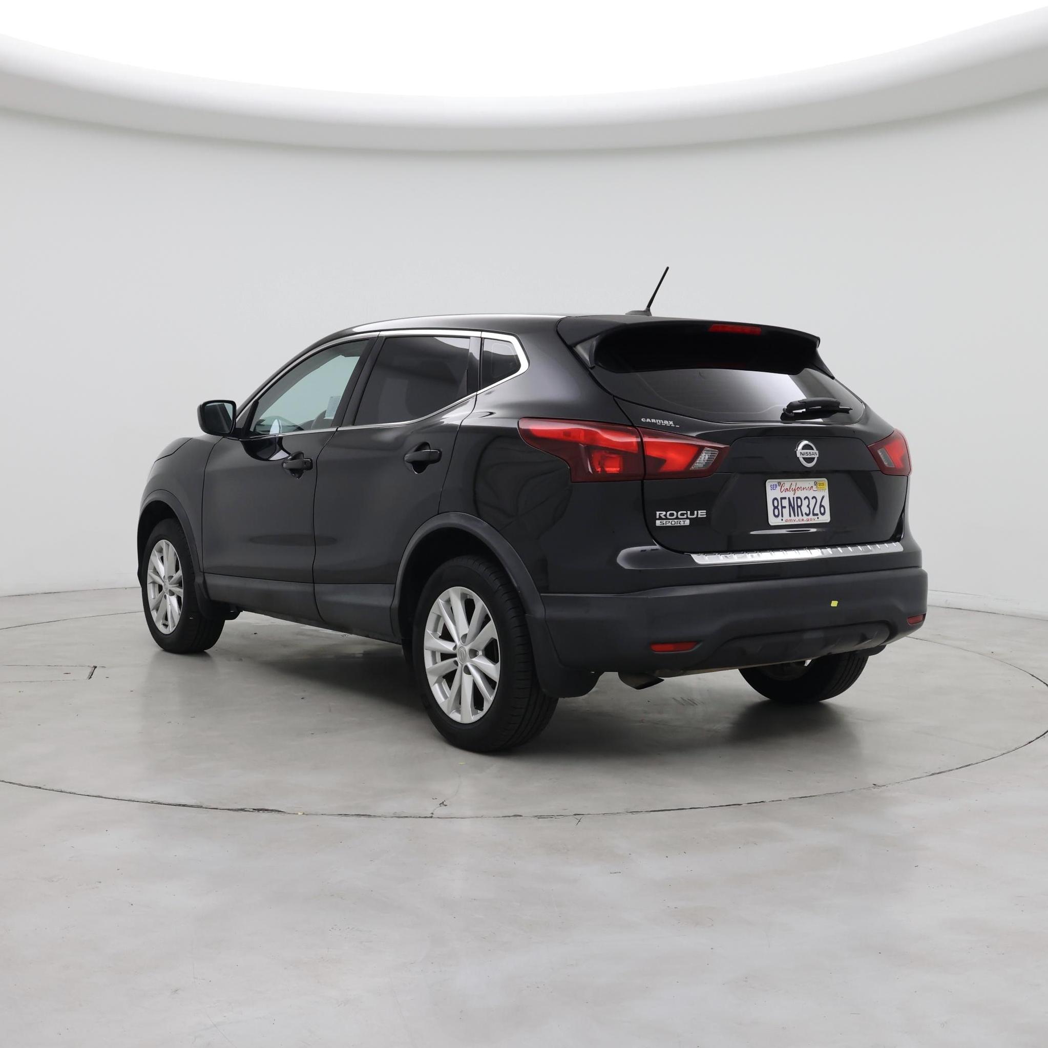 Thumbnail: 2018 Nissan Rogue Sport - 2