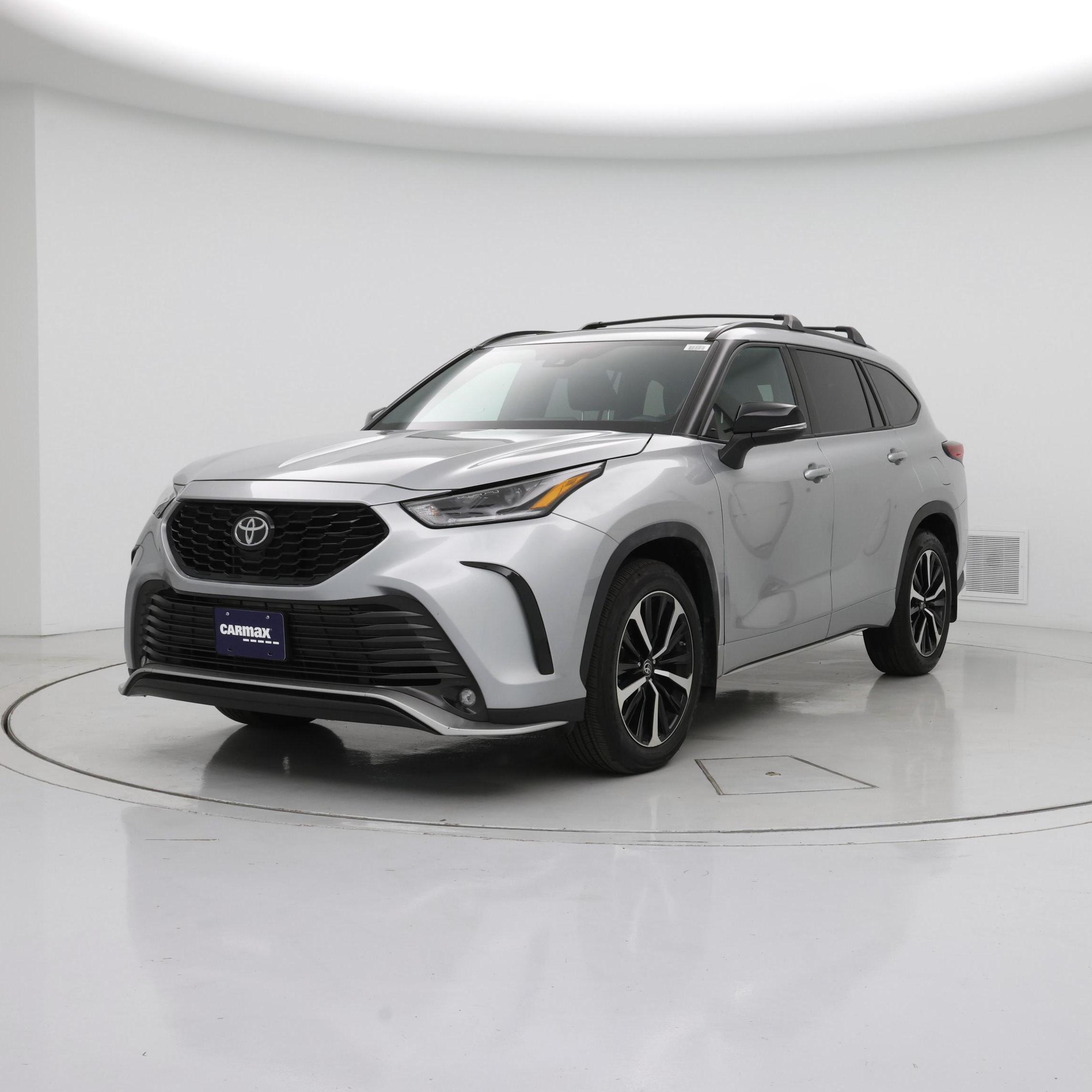 Thumbnail: 2021 Toyota Highlander - 4