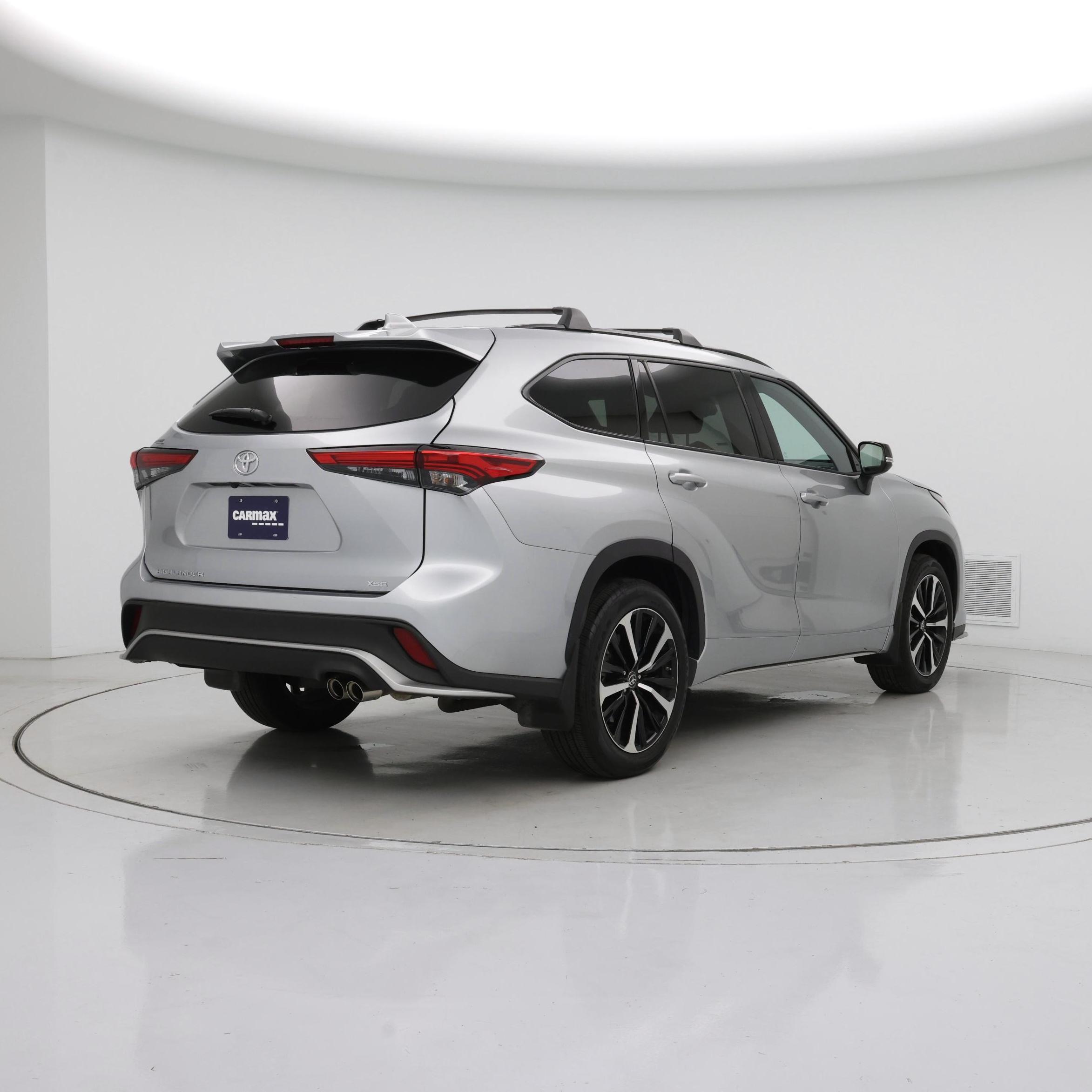 Thumbnail: 2021 Toyota Highlander - 8