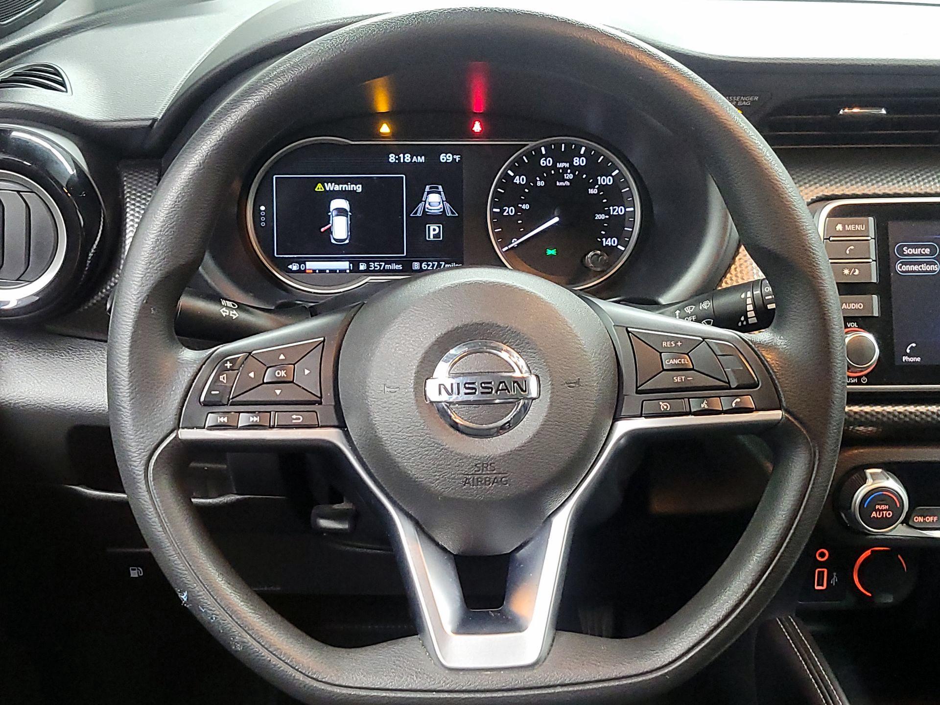 Thumbnail: 2020 Nissan Kicks - 10
