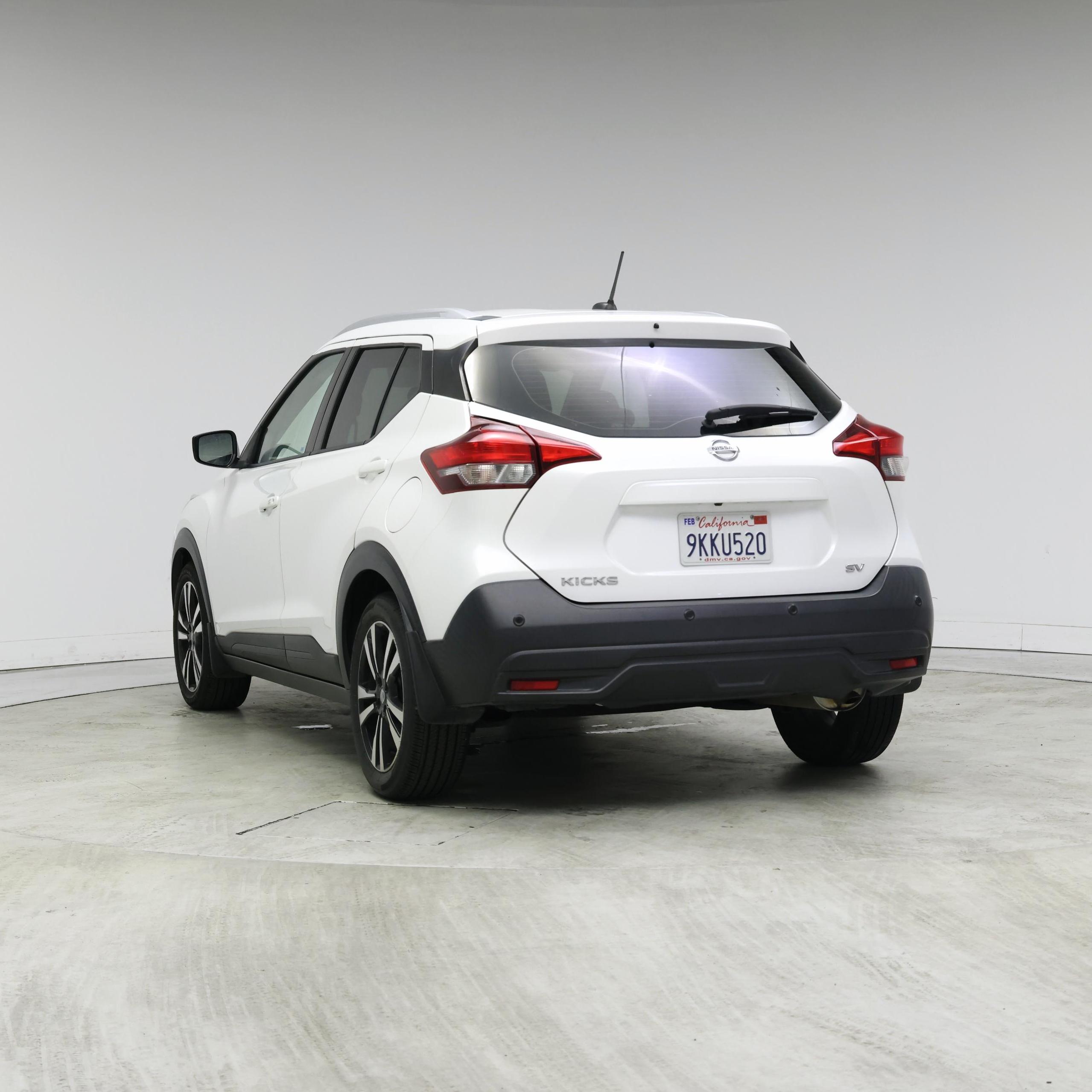 Thumbnail: 2020 Nissan Kicks - 2