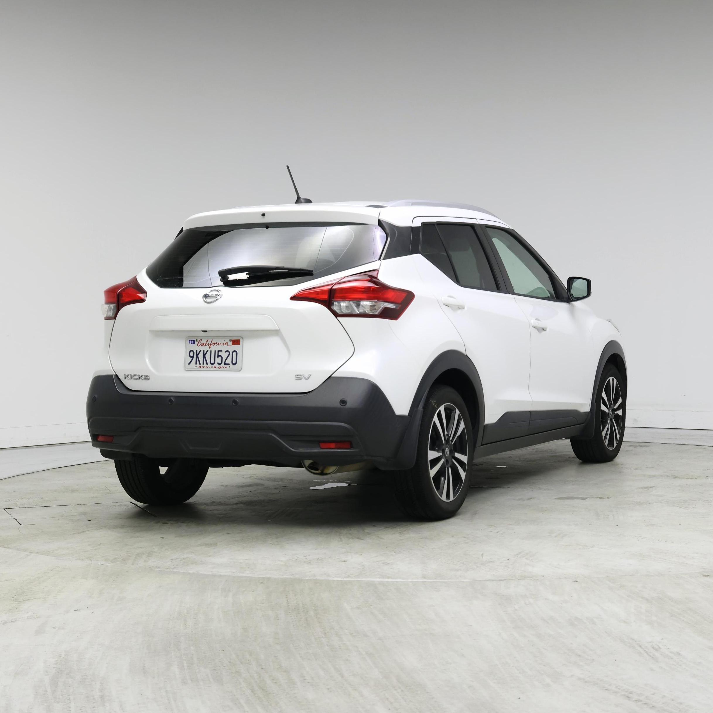 Thumbnail: 2020 Nissan Kicks - 8