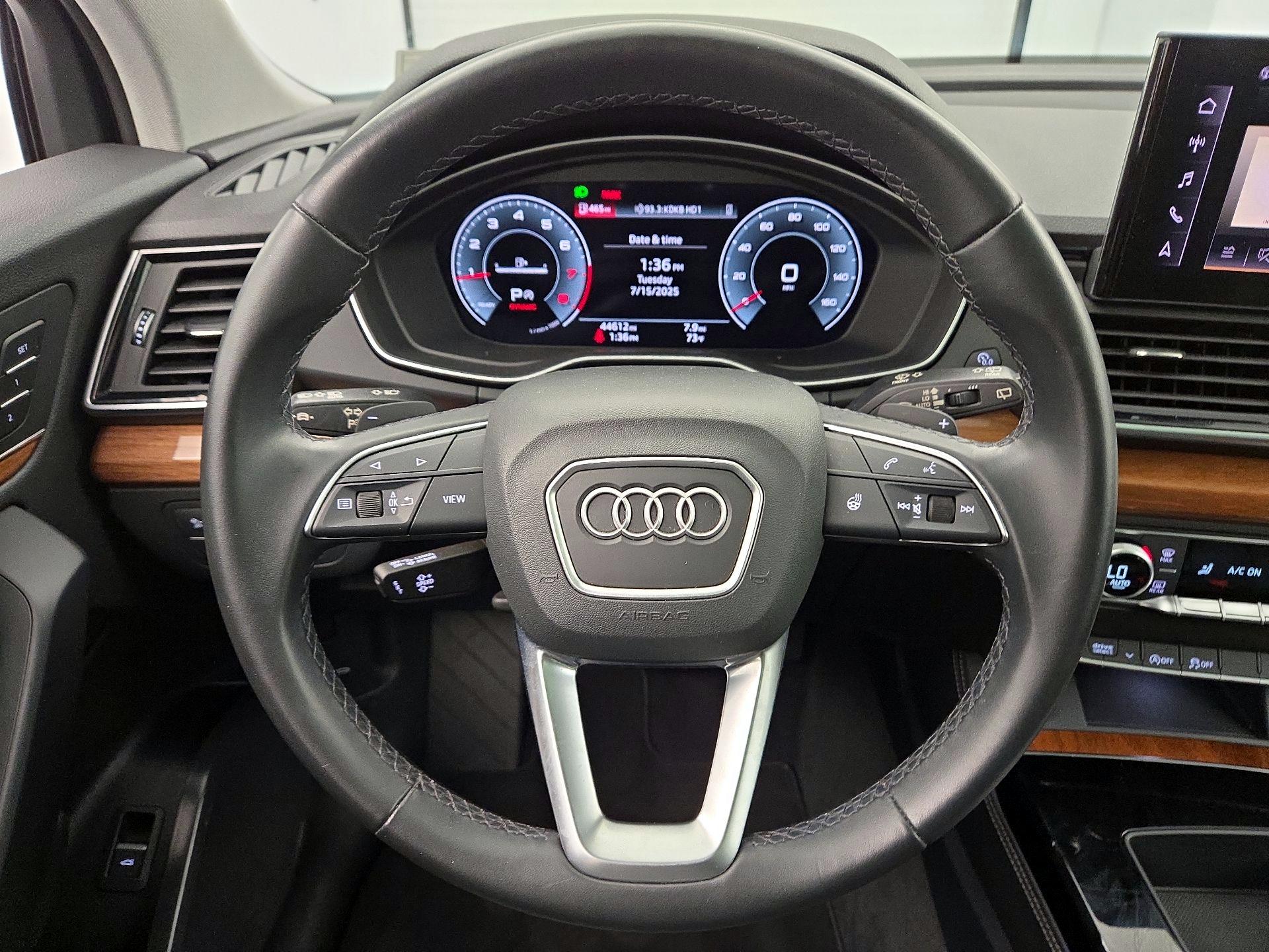 Thumbnail: 2022 Audi Q5 - 10