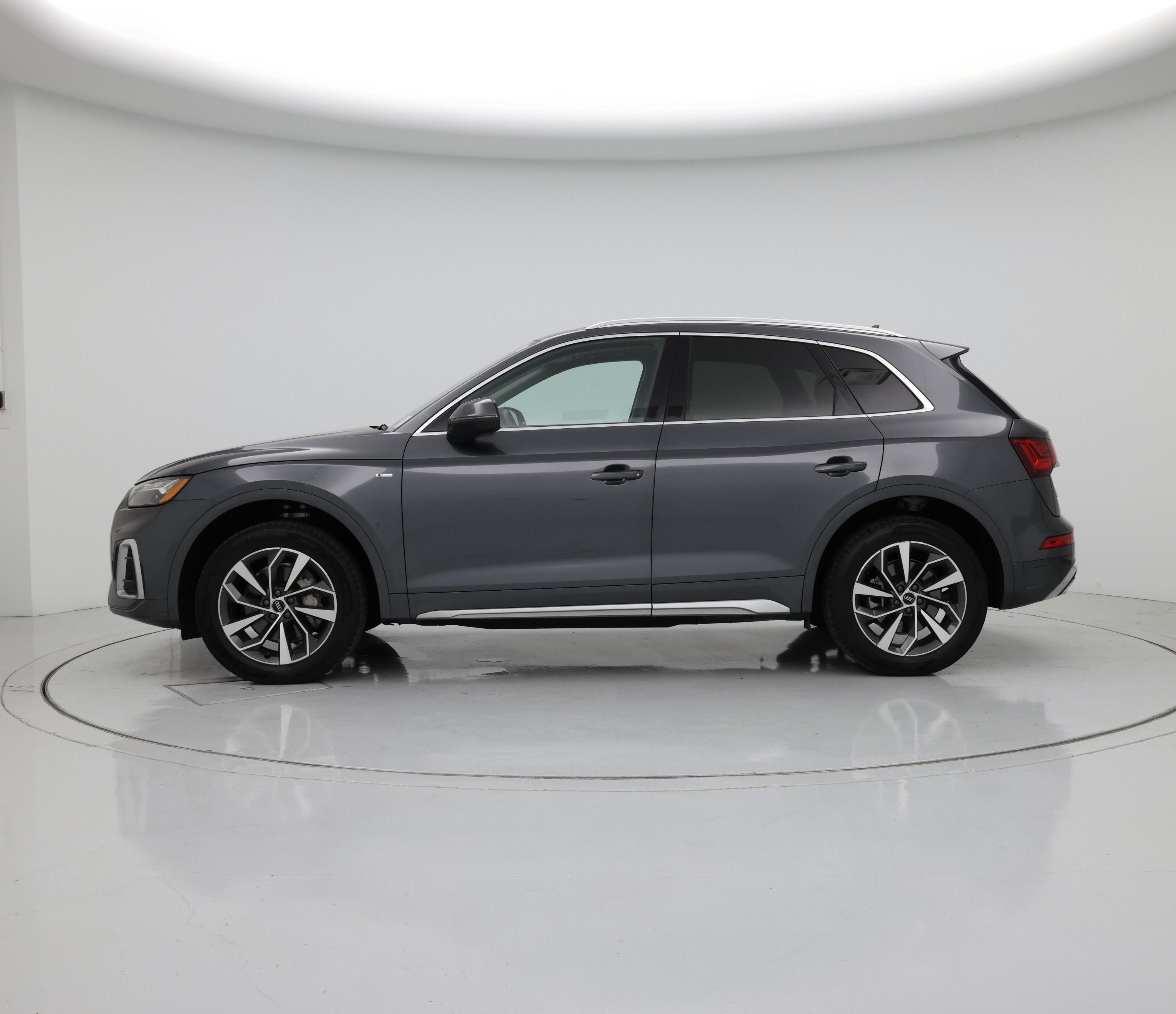 Thumbnail: 2022 Audi Q5 - 3