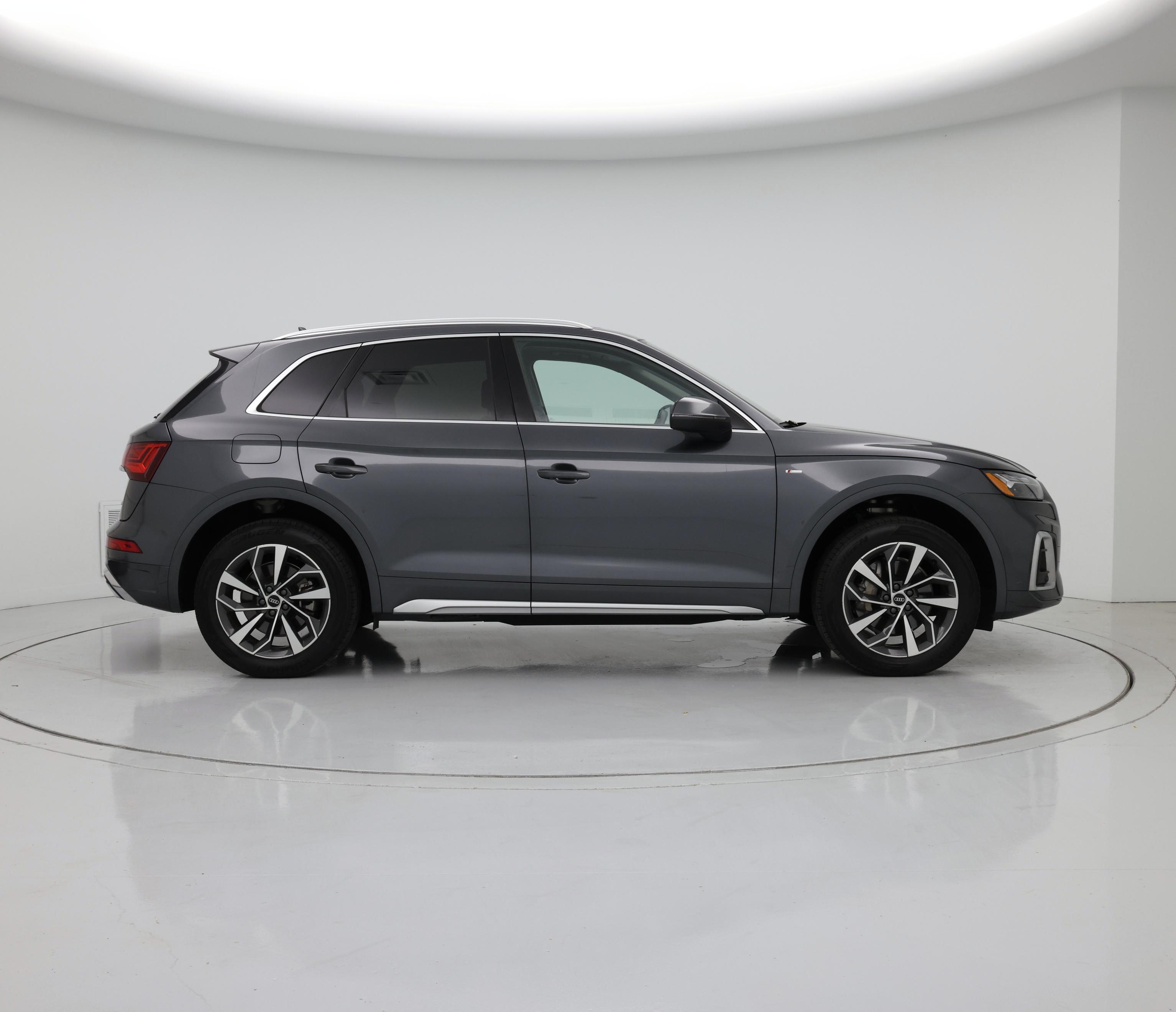 Thumbnail: 2022 Audi Q5 - 7