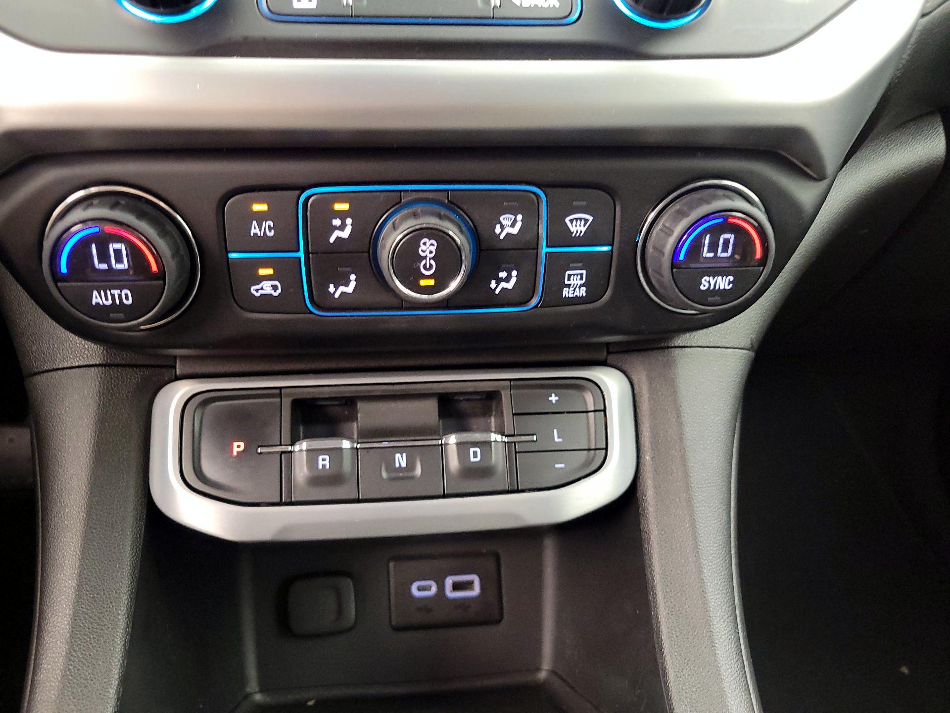 Thumbnail: 2021 GMC Acadia - 16