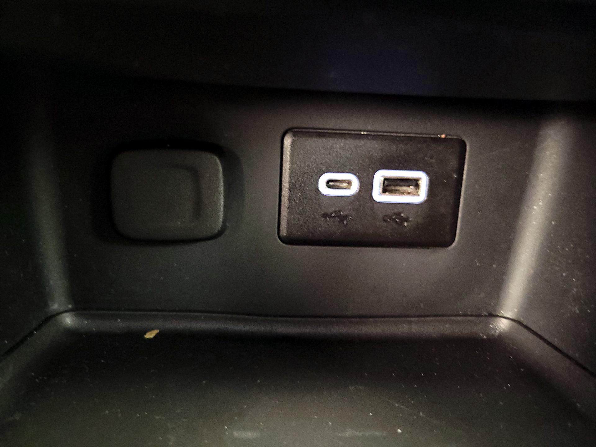 Thumbnail: 2021 GMC Acadia - 18