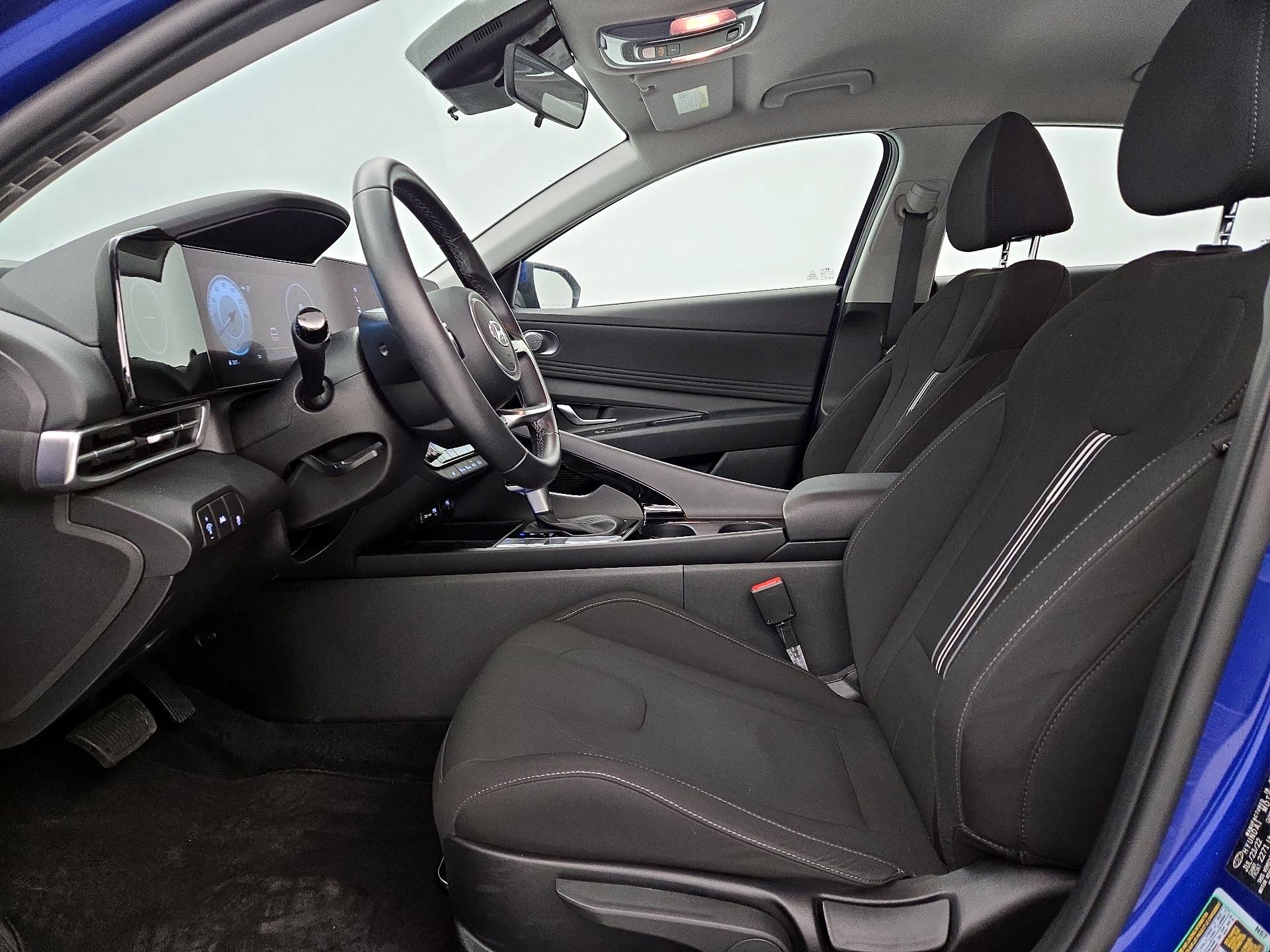 Thumbnail: 2023 Hyundai Elantra - 11