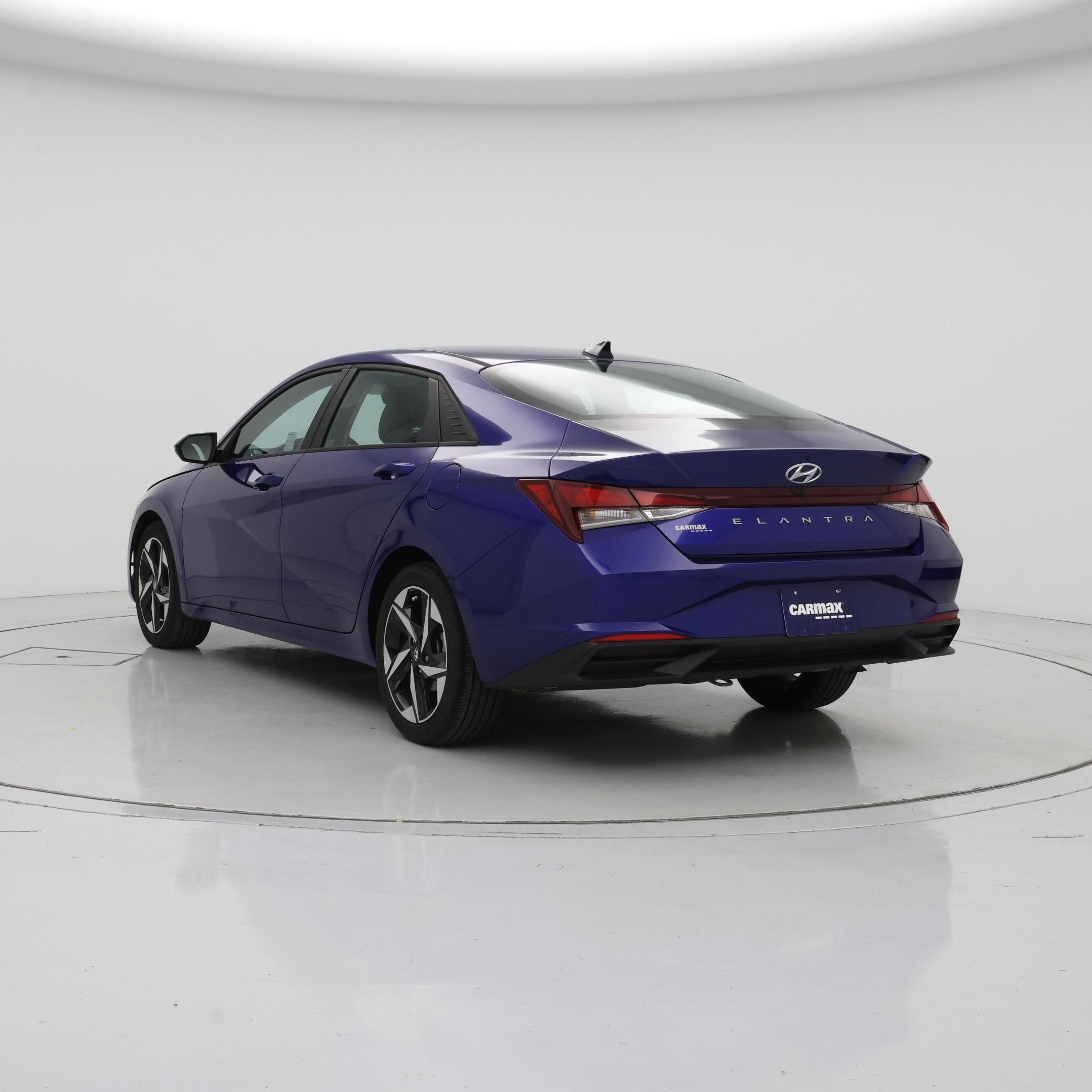 Thumbnail: 2023 Hyundai Elantra - 2