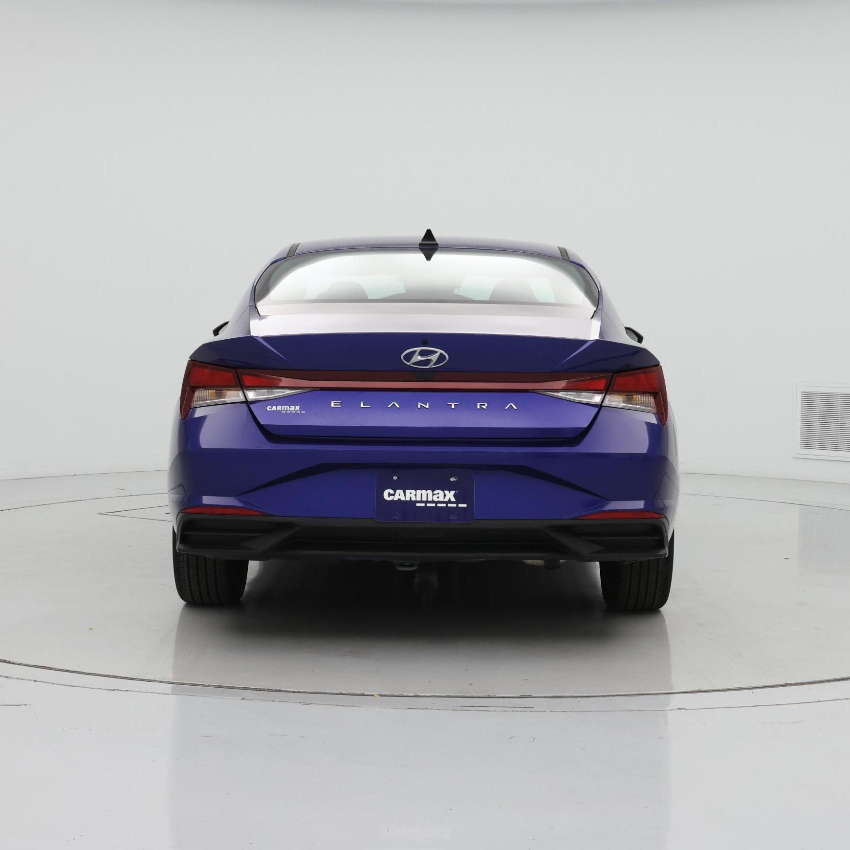 Thumbnail: 2023 Hyundai Elantra - 6