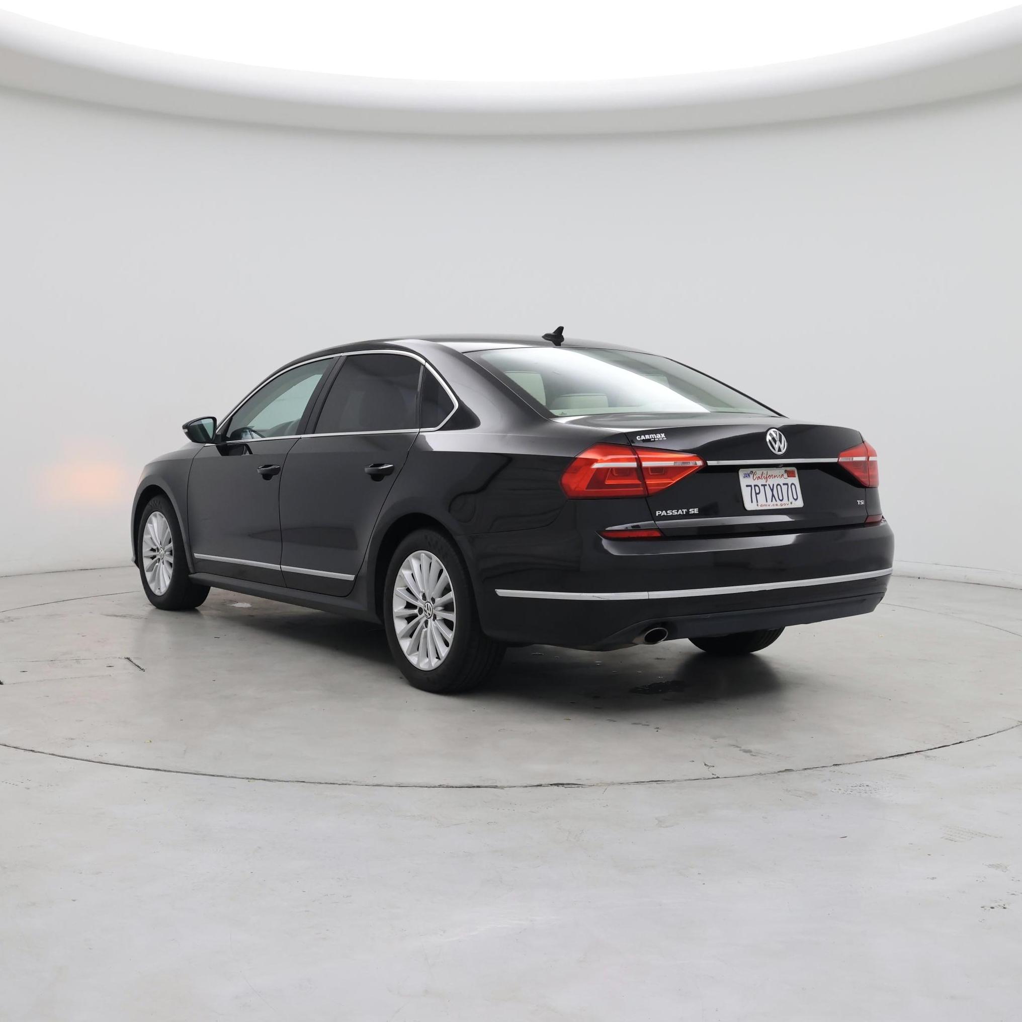 Thumbnail: 2016 Volkswagen Passat - 2
