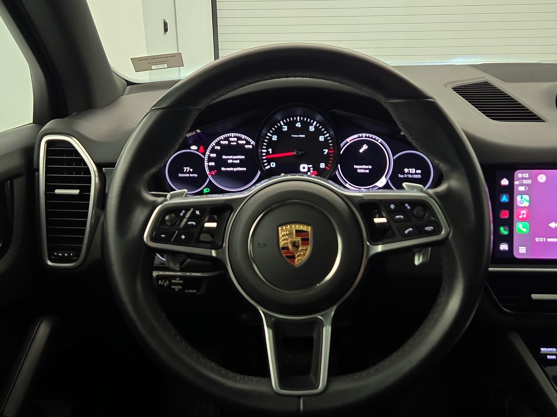 Thumbnail: 2023 Porsche Cayenne - 10