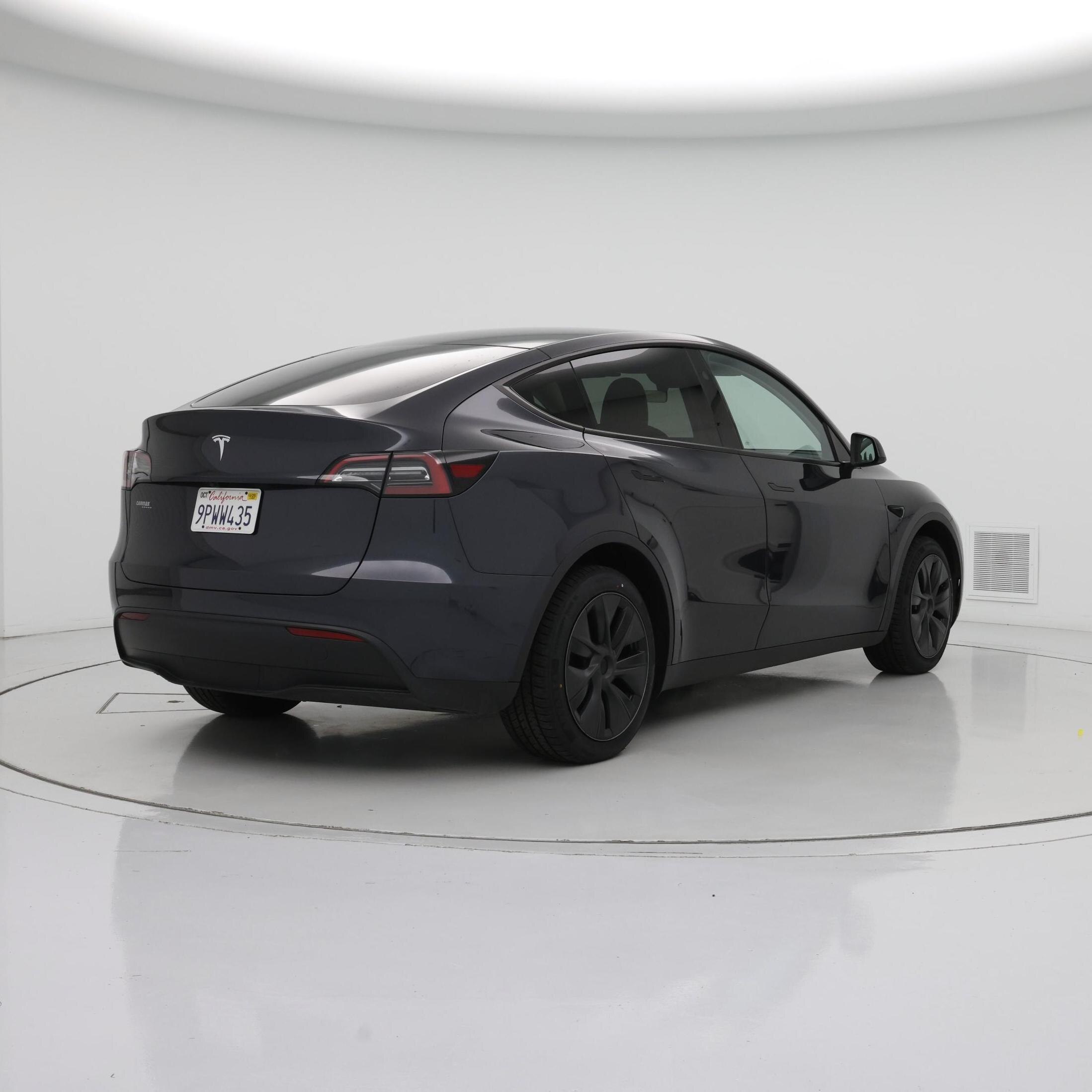 Thumbnail: 2025 Tesla Model Y - 8