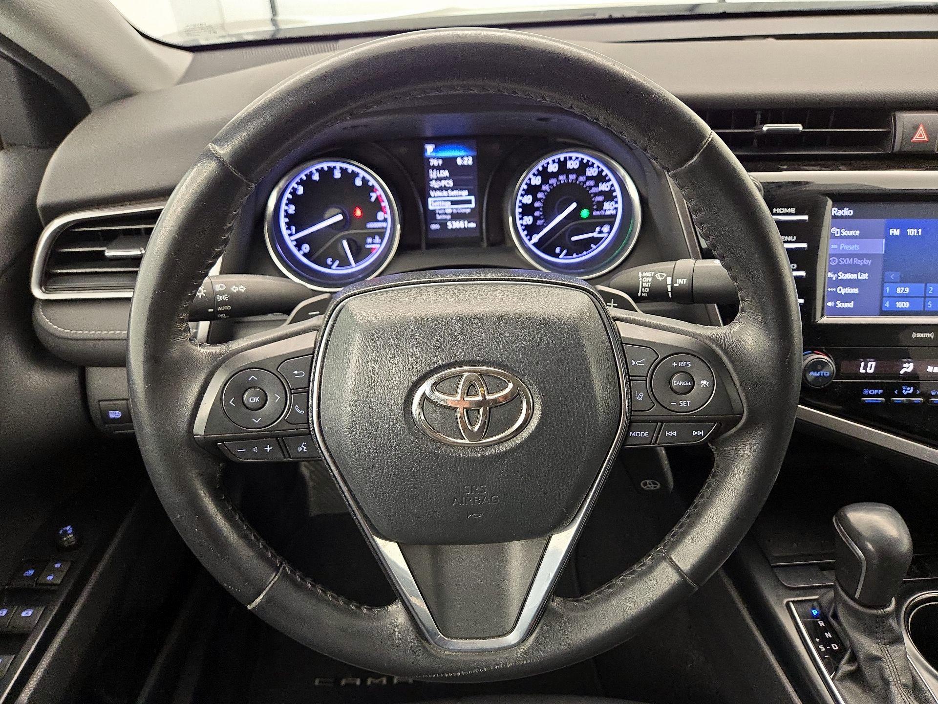 Thumbnail: 2020 Toyota Camry - 10