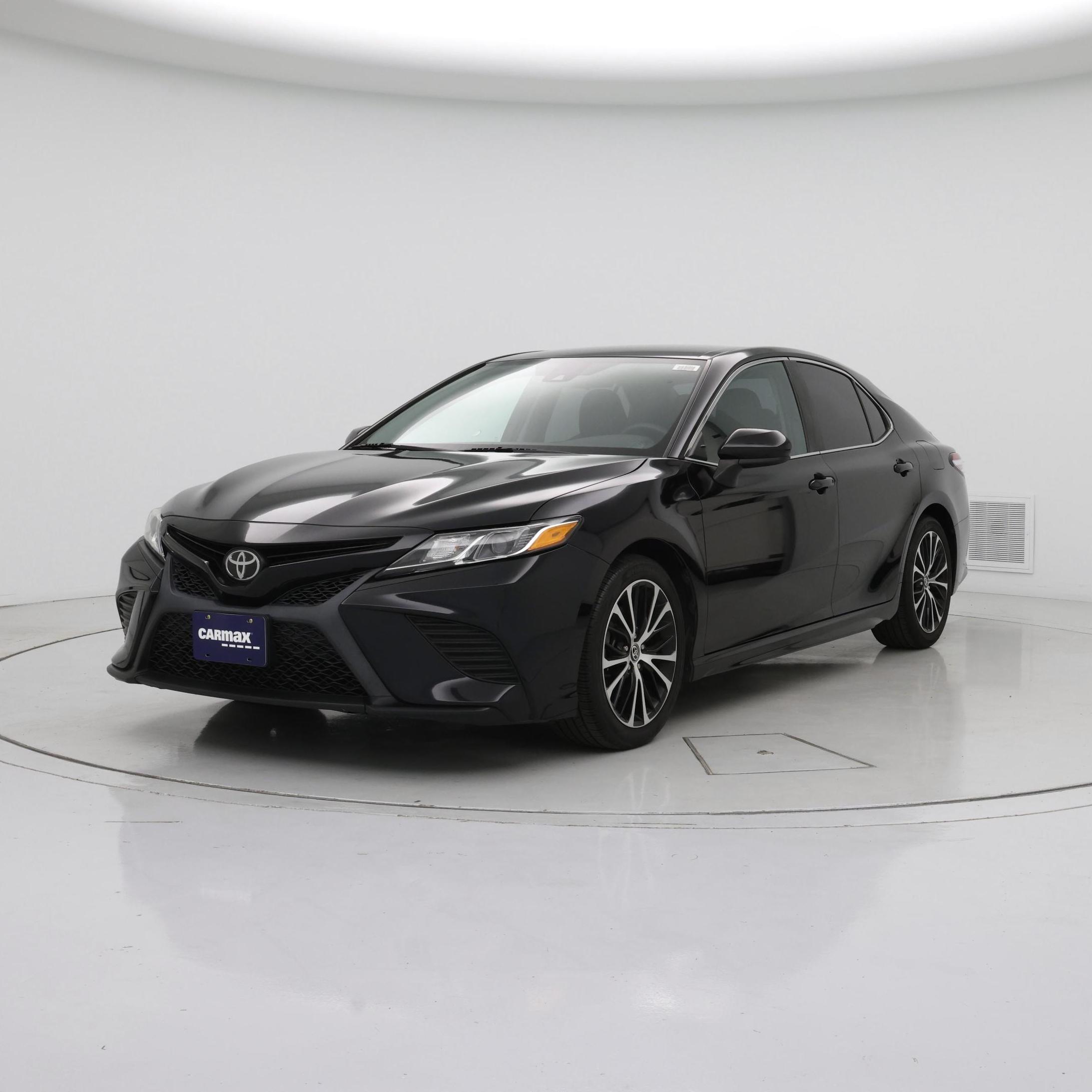 Thumbnail: 2020 Toyota Camry - 4